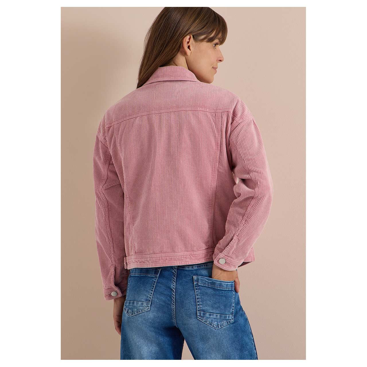 Damen Cord Hemdjacke von Cecil in Rosa, Rückansicht am Model