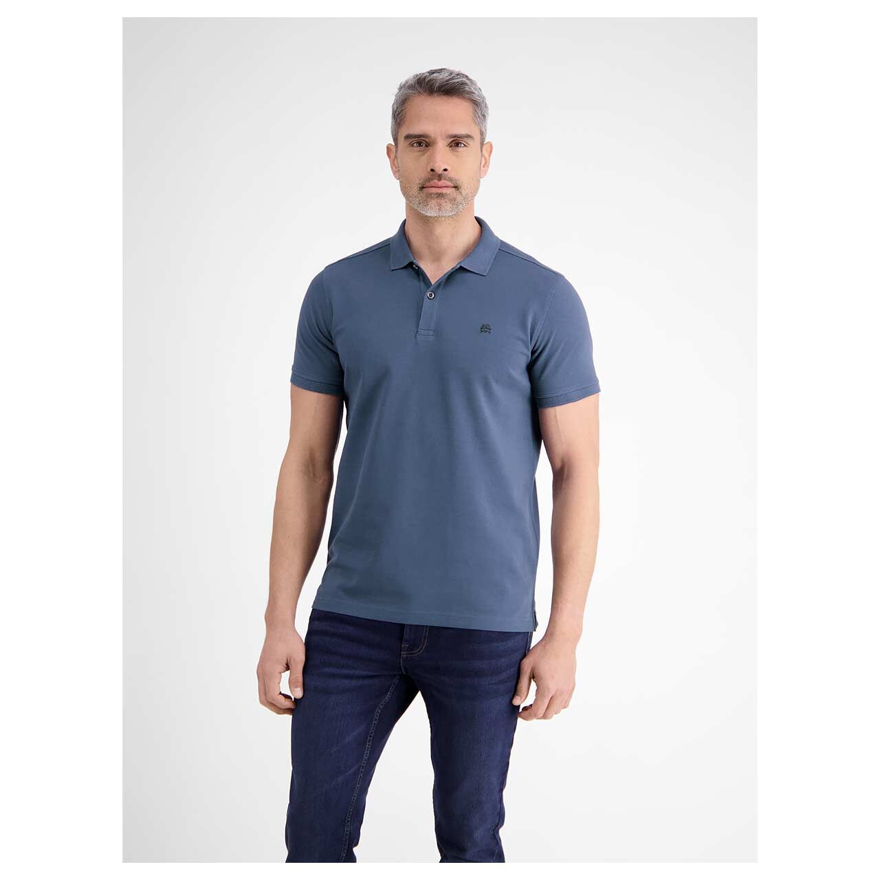 Herren Piqué Poloshirt von Lerros in Blau, Vorderansicht am Model