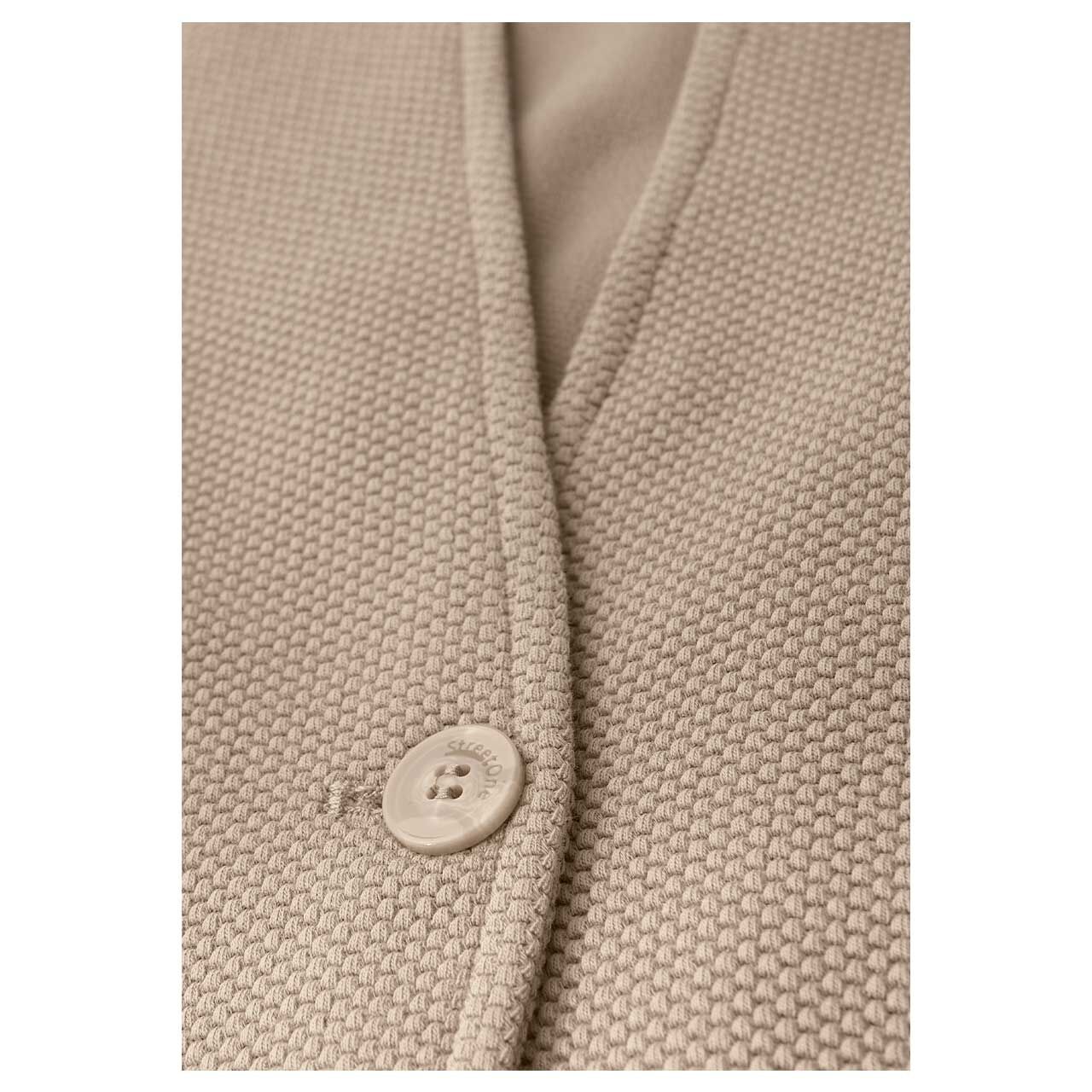 Damen Blazer Jacquard Structure von Street One in Beige, Detailansicht Knopf