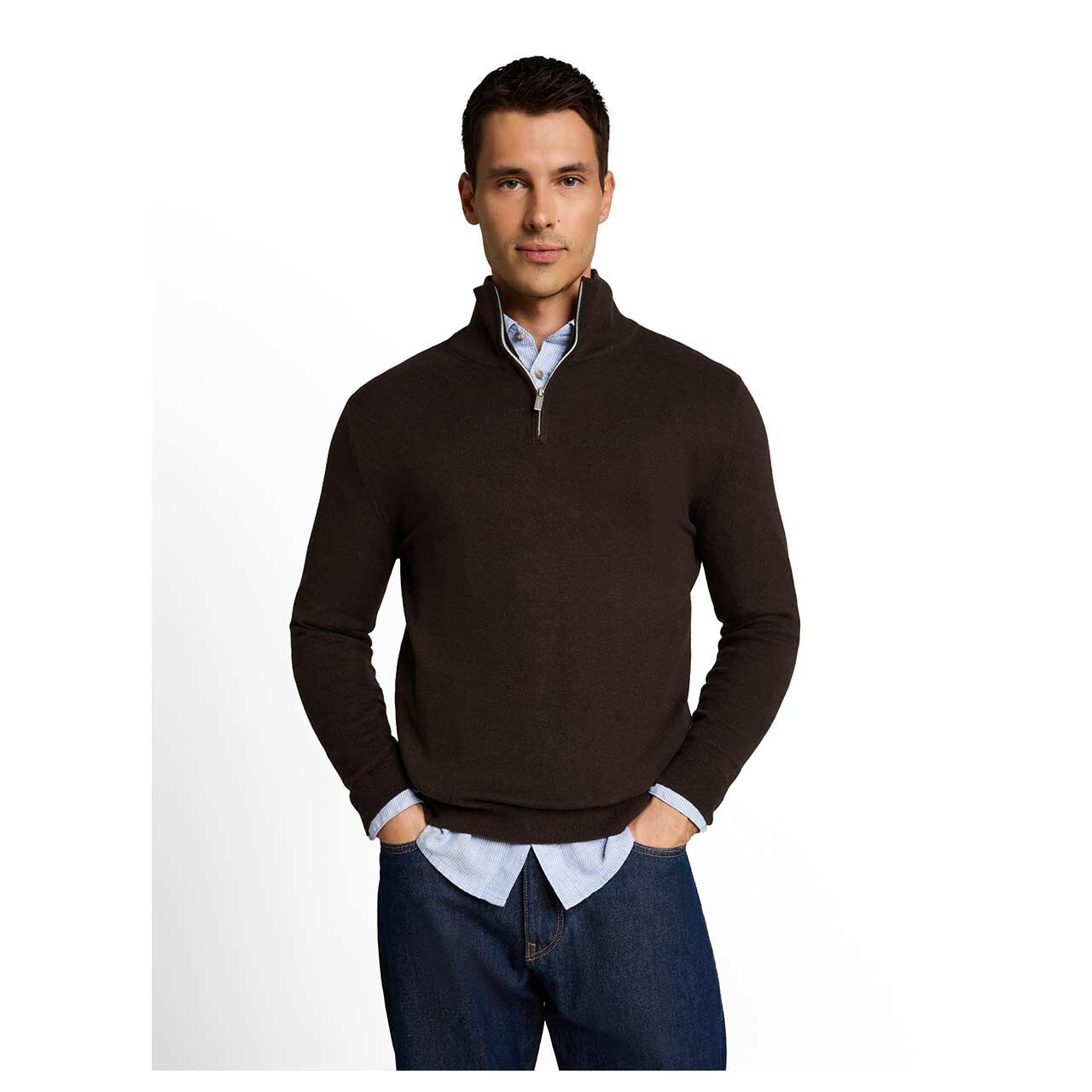 Herren Pullover Troyer Cashmere Knitted von Tom Tailor in Dunkelbraun meliert, Vorderansicht am Model