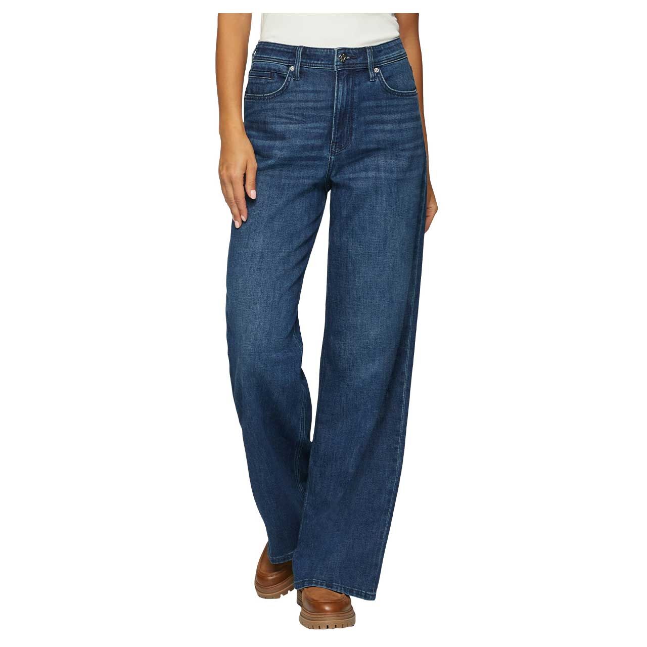 Stretch Damenjeans Suri von s.Oliver in Blau angewaschen mit der Farbnummer 55Z4, detaillierte Vorderansicht am Modell