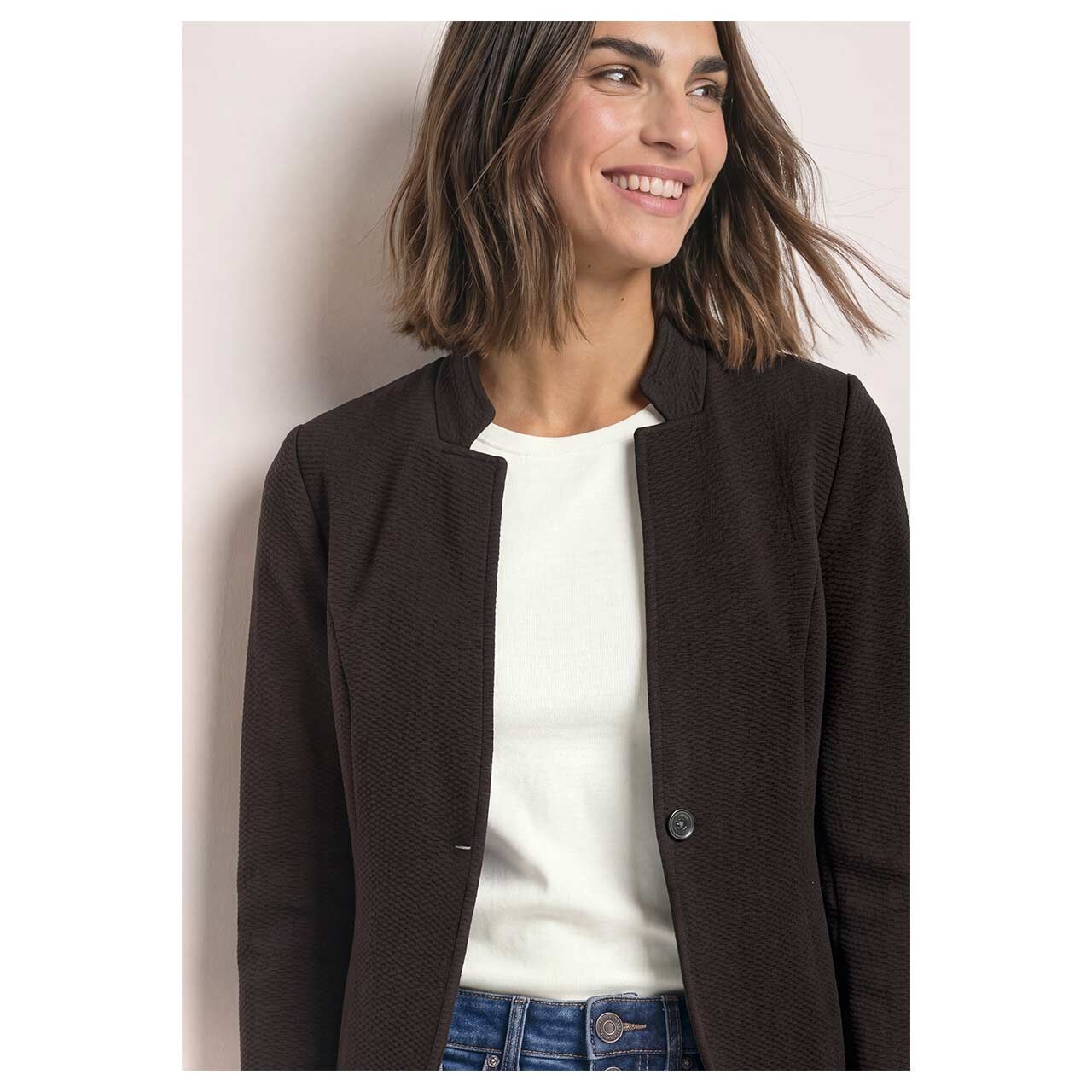 Street One Damen Blazer Structured Jersey in Dunkelbraun, Vorderansicht am Model