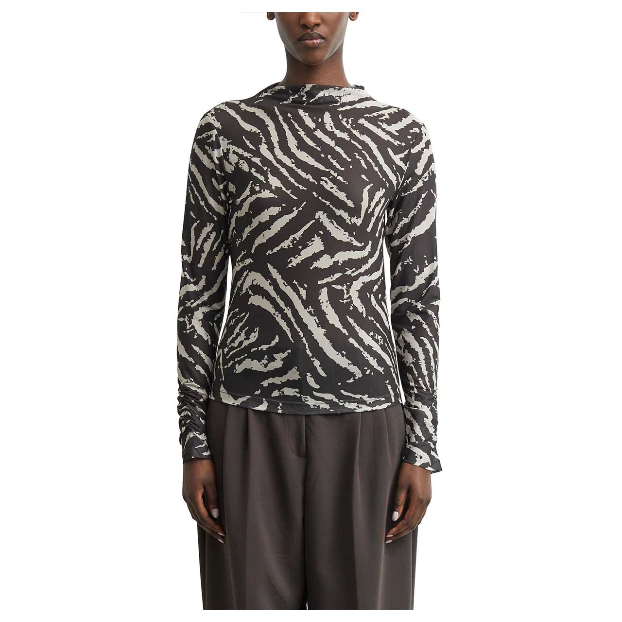 Damen Langarm Shirt von Comma in Braun mit Print, Vorderansicht am Model