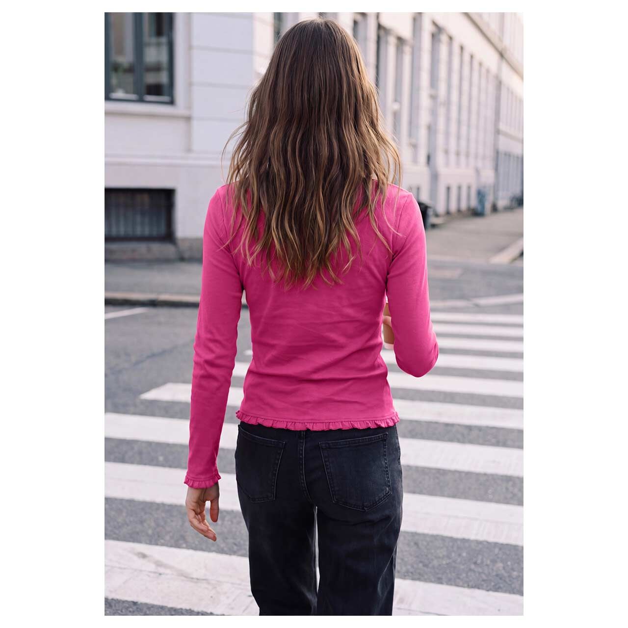 Damen Langarm Shirt Basic Rib Frill von Street One Studio in Pink, Rückansicht am Model