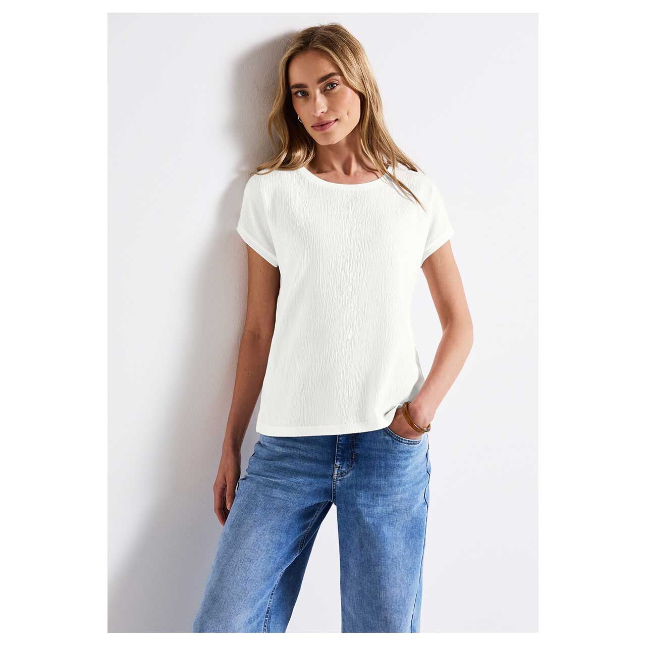 Damen T-Shirt Structure Mix von Street One in Cremeweiß, detaillierte Ansicht am Oberkörper