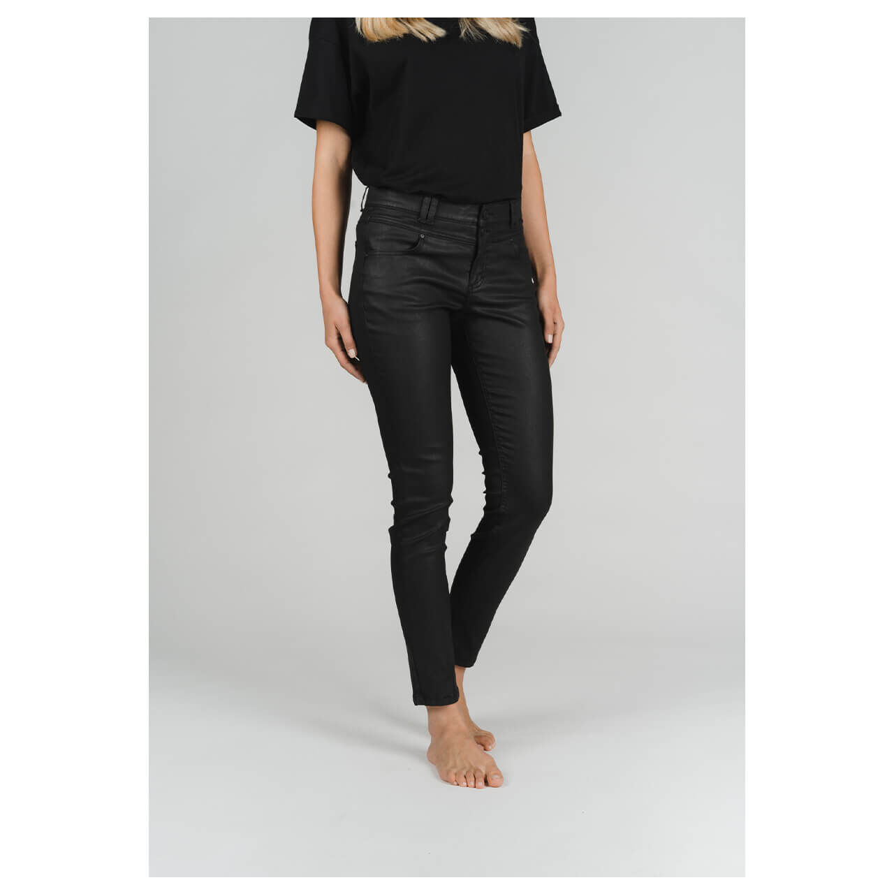 Angels Skinny Button Jeans shiny black coated