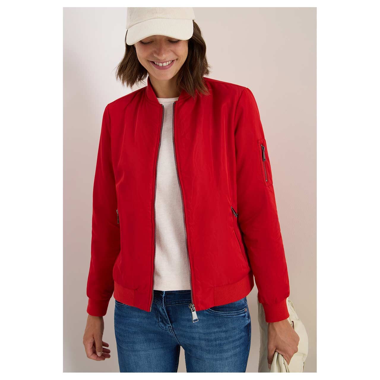 Damen Jacke Nylon Blouson von Cecil in Rot, Vorderansicht am Model
