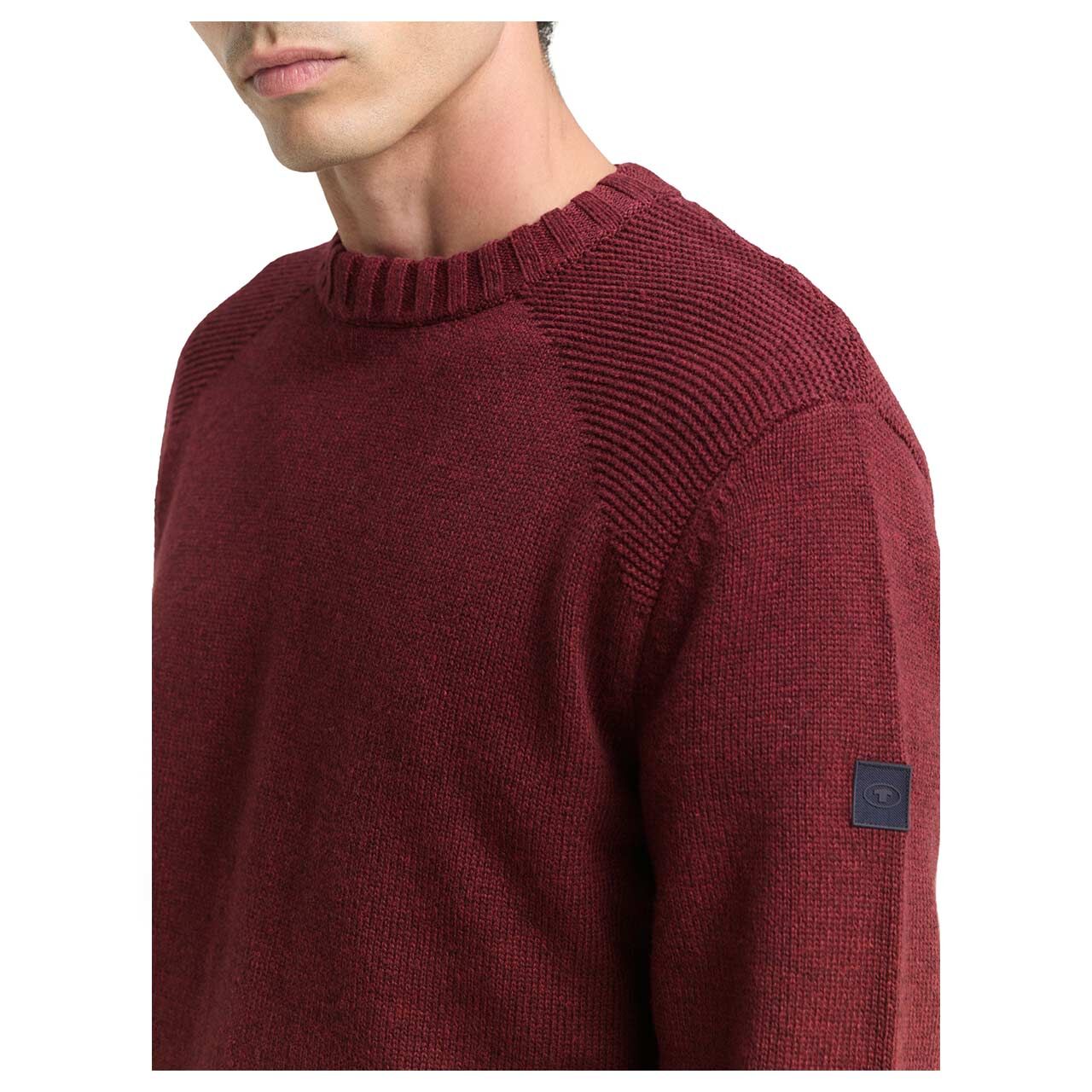 Herren Pullover Structure Mix Crew Neck von Tom Tailor in Weinrot meliert, Detailansicht am Model