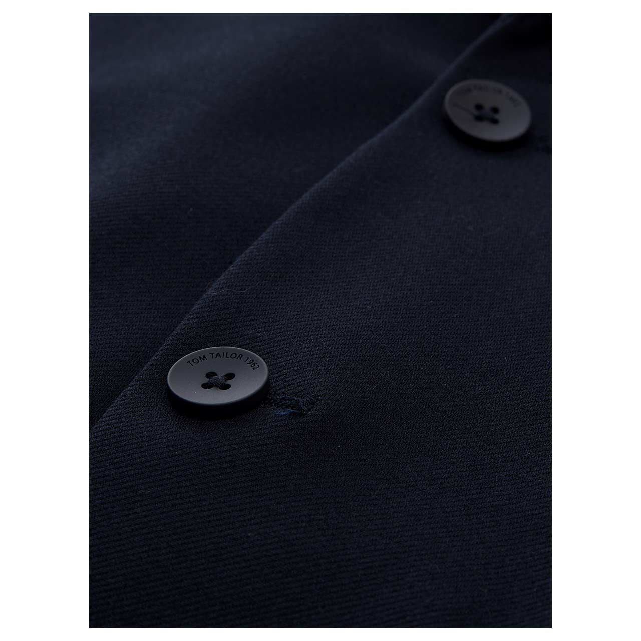 Herren Sakko Hybrid Blazer von Tom Tailor in Dunkelblau, Detailansicht Knöpfe