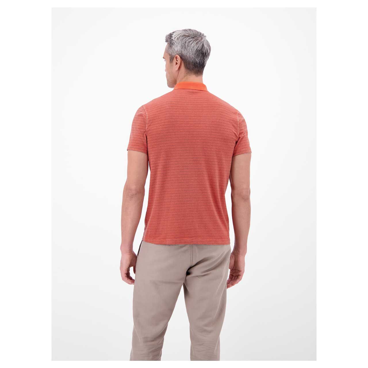 Herren Poloshirt von Lerros in Orange gestreift, Rückansicht am Model