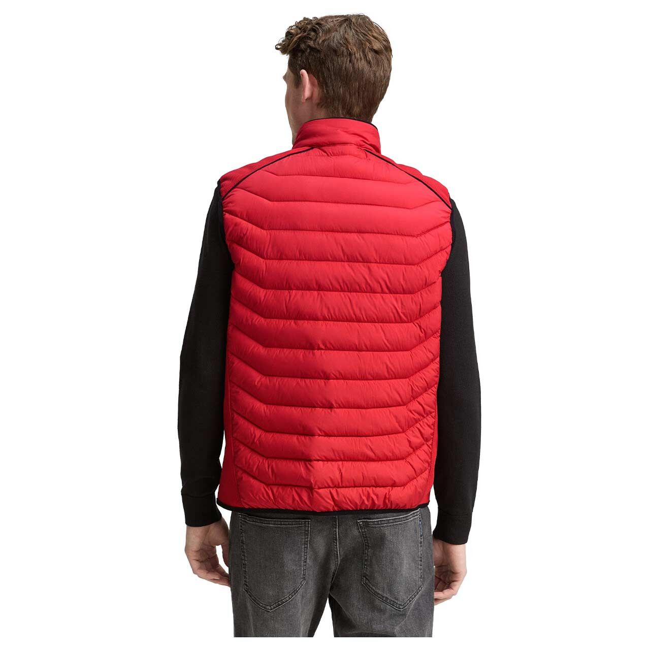 Herren Weste Hybrid Vest von Tom Tailor in Rot, Rückansicht am Modell