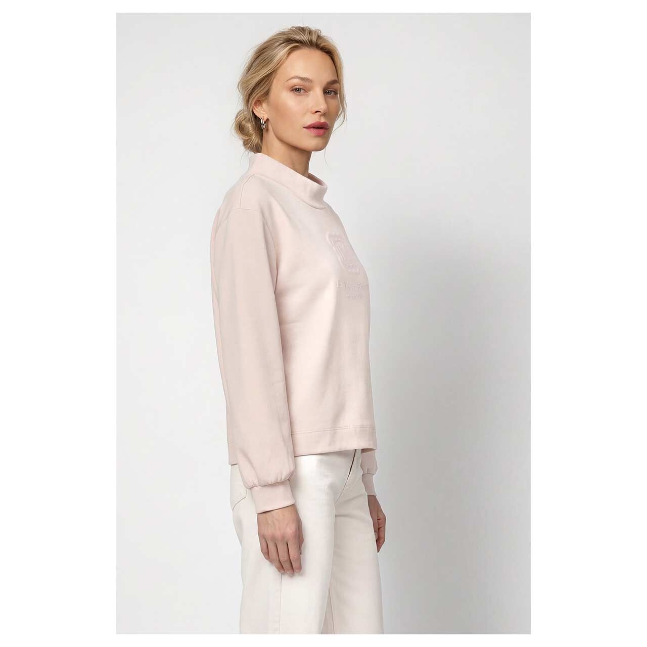 Damen Sweatshirt von Monari in Cremeweiß, Seitenansicht am Model