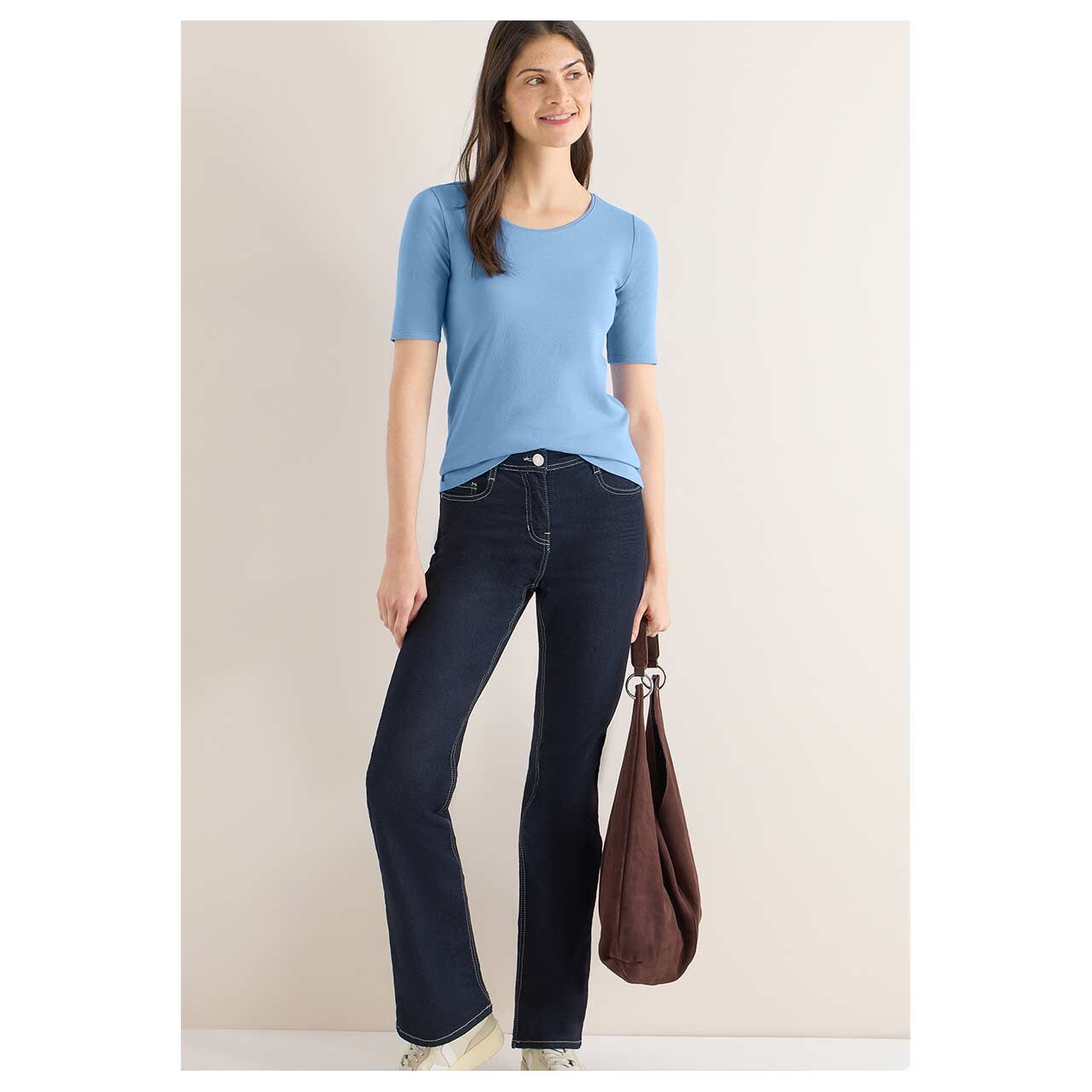 Damen T-Shirt Lena von Cecil in Hellblau, Ganzkörperansicht am Model