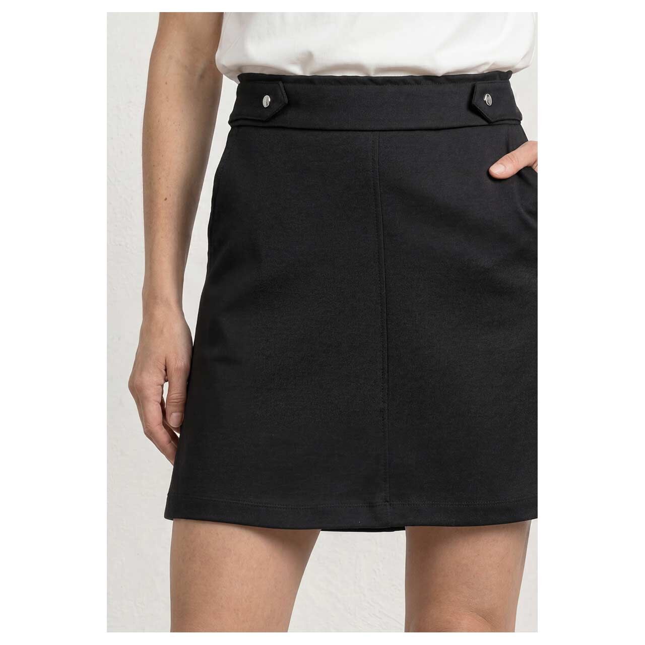 Damen Rock Lou Button von Street One in Schwarz, Detailansicht vorne am Model