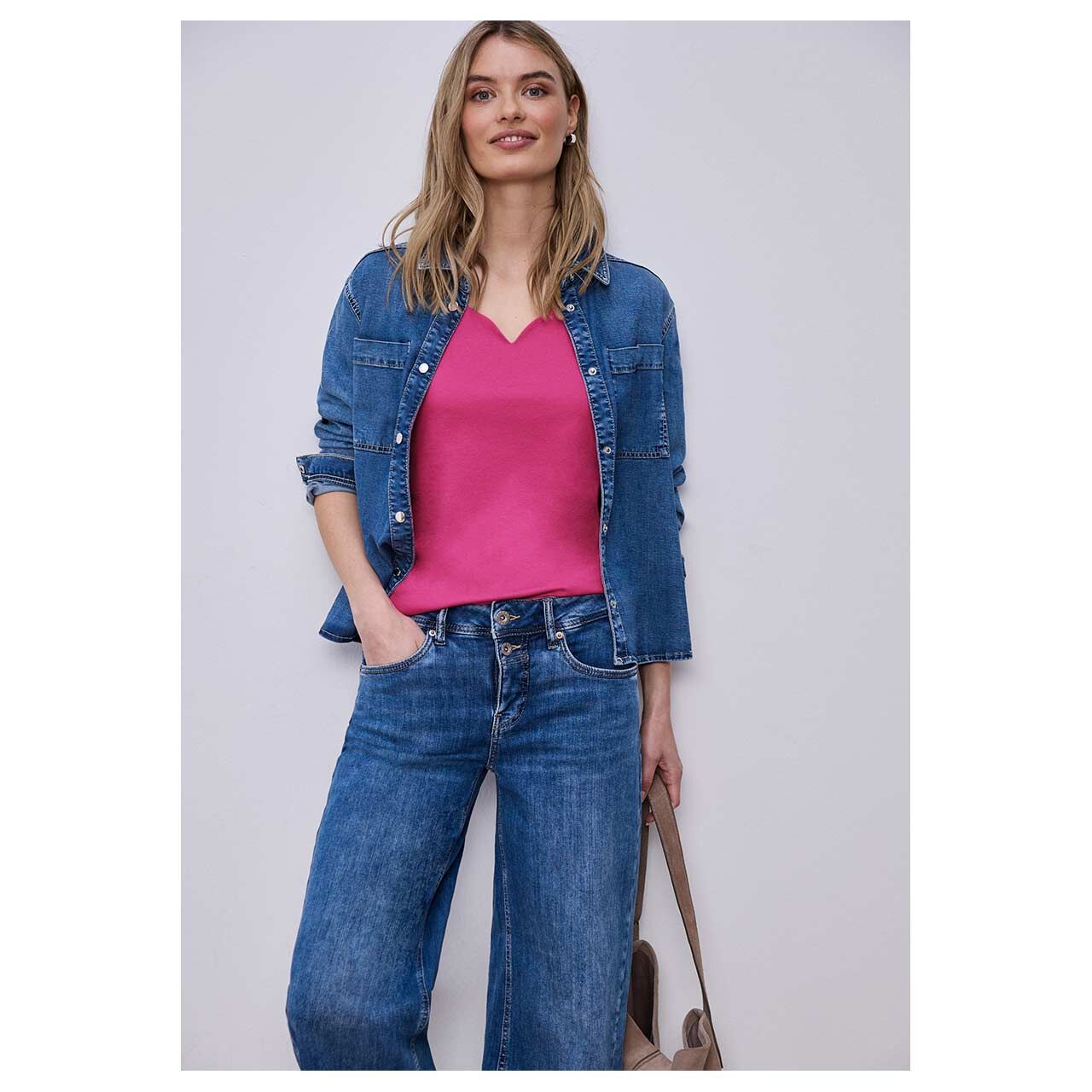 Damen T-Shirt Ada von Street One in Pink, Vorderansicht am Model