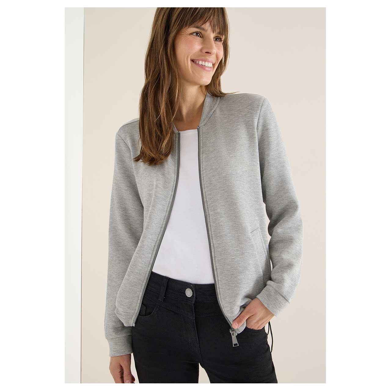 Damen Sweatjacke Soft Piqué von Cecil in Hellgrau meliert, Rückansicht am Model