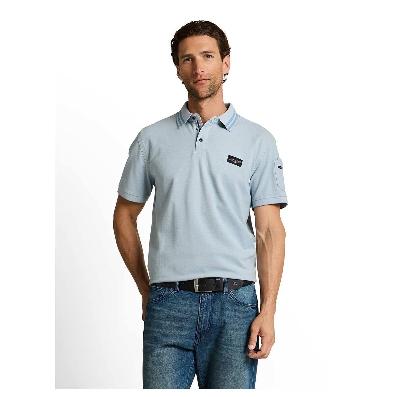 Herren Piqué Poloshirt von Tom Tailor in Hellblau meliert, Vorderansicht am Model