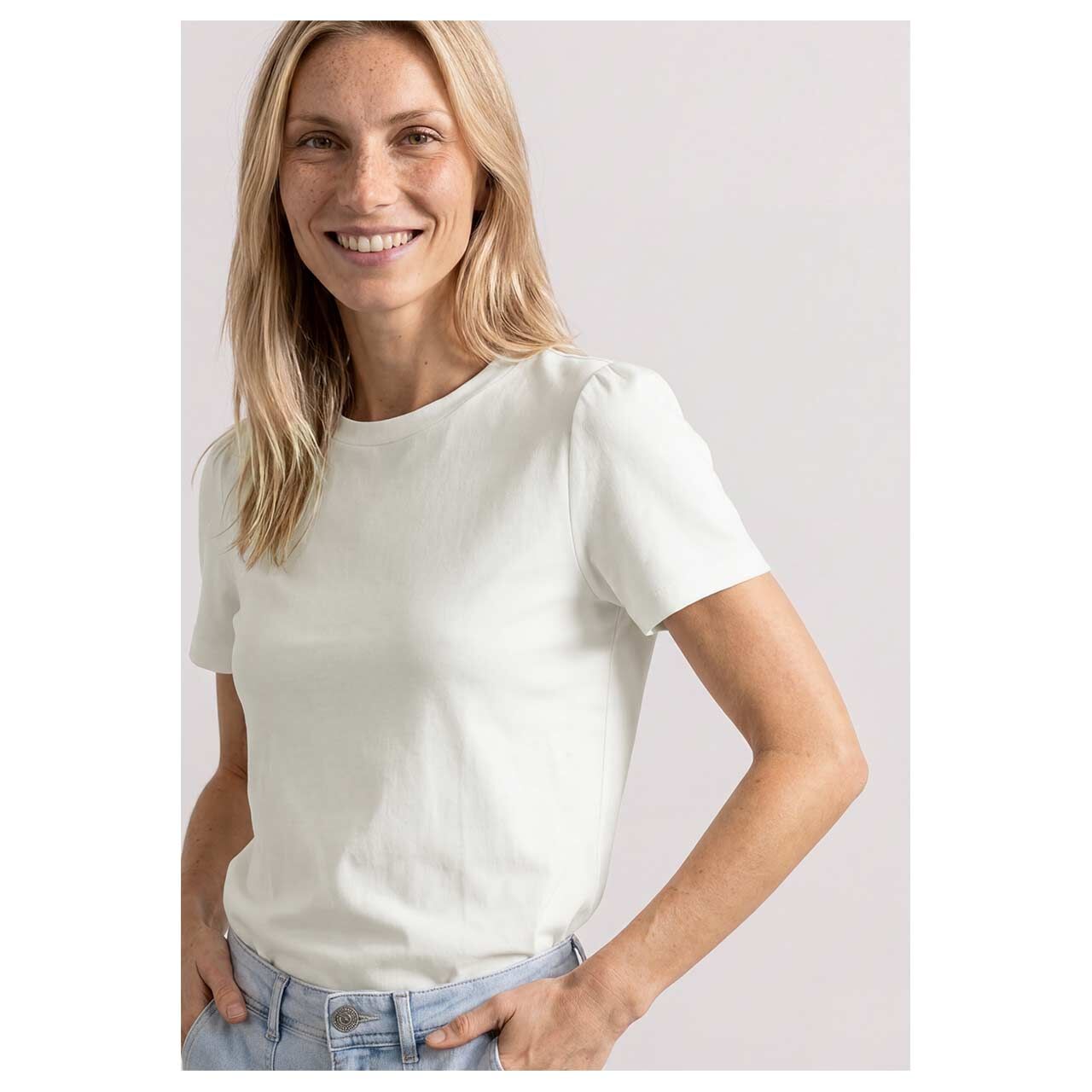 Damen T-Shirt Puff Sleeves von Street One in Cremeweiß, Vorderansicht am Model