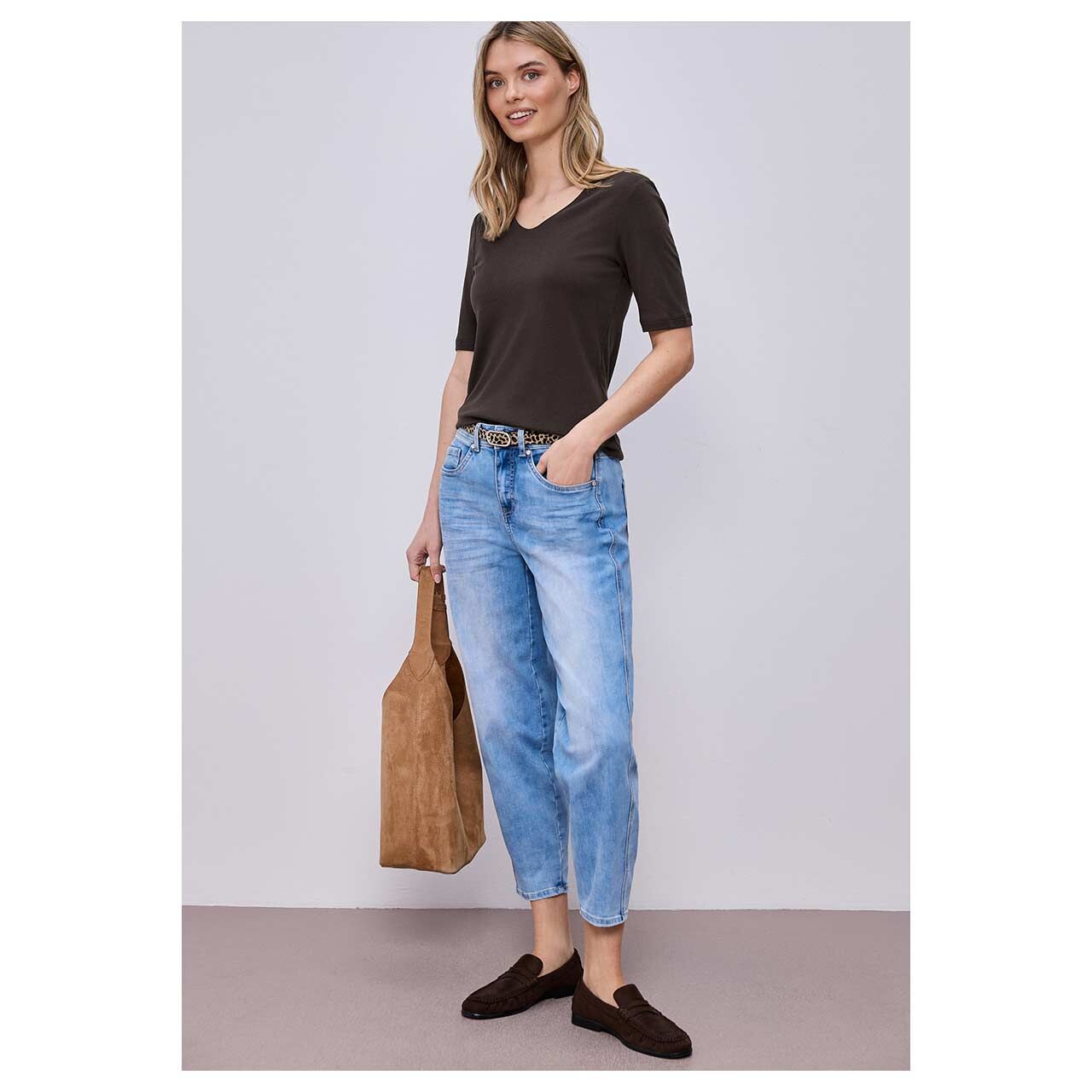 Damen T-Shirt Palmira von Street One in Dunkelbraun, Rückansicht am Model