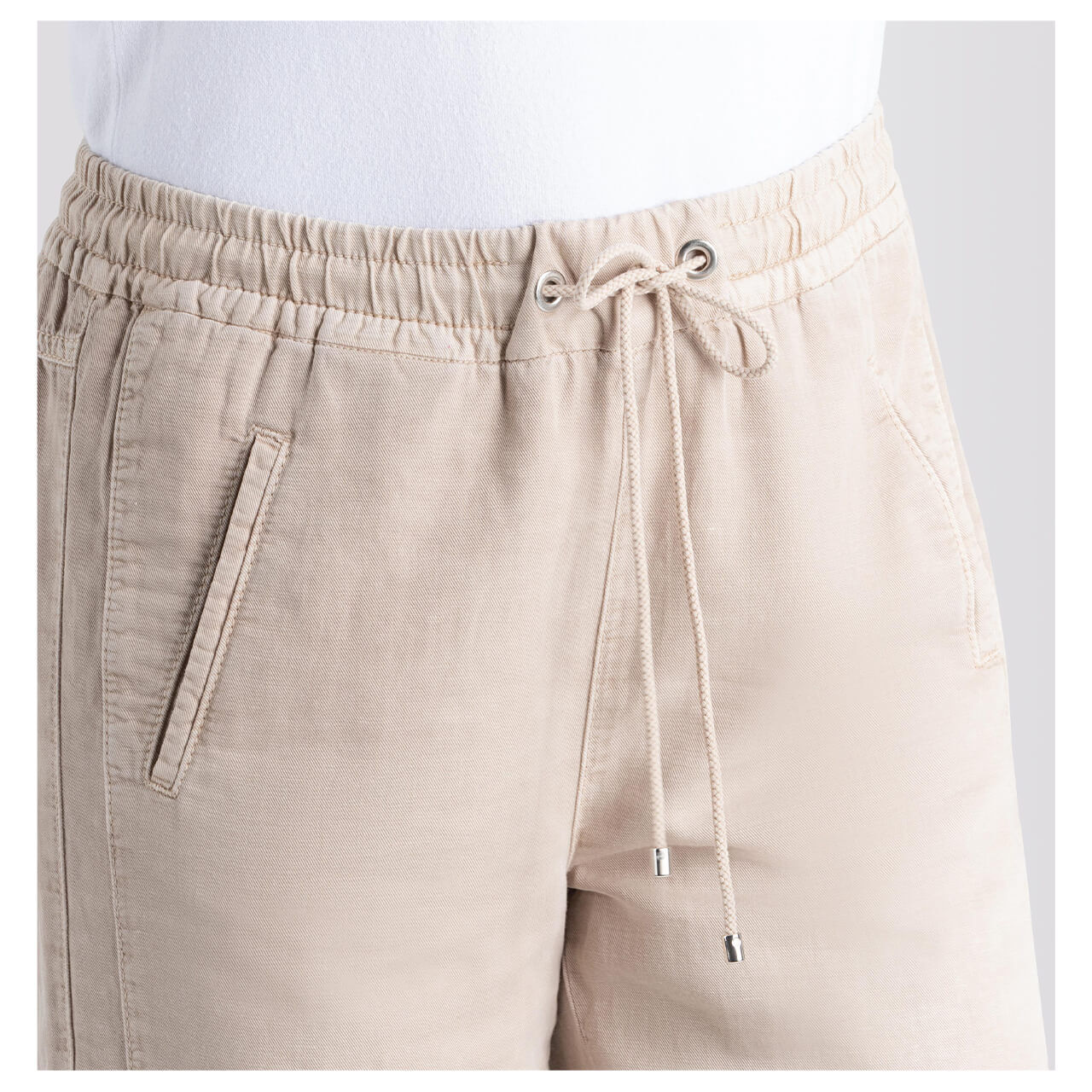mac-jeans-easy-chino-beige-215R-detail-bund MAC Easy Baumwollhose für Damen in Hellbeige, FarbNr.: 215R