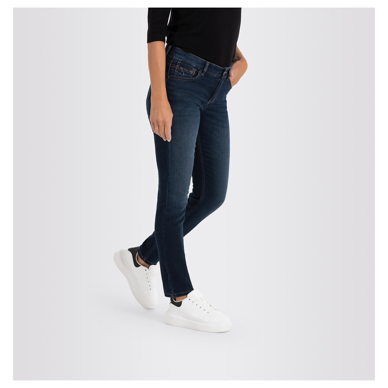 MAC Slim Jeans light used dark blue thermo denim MAC Slim Jeans light used dark blue thermo denim