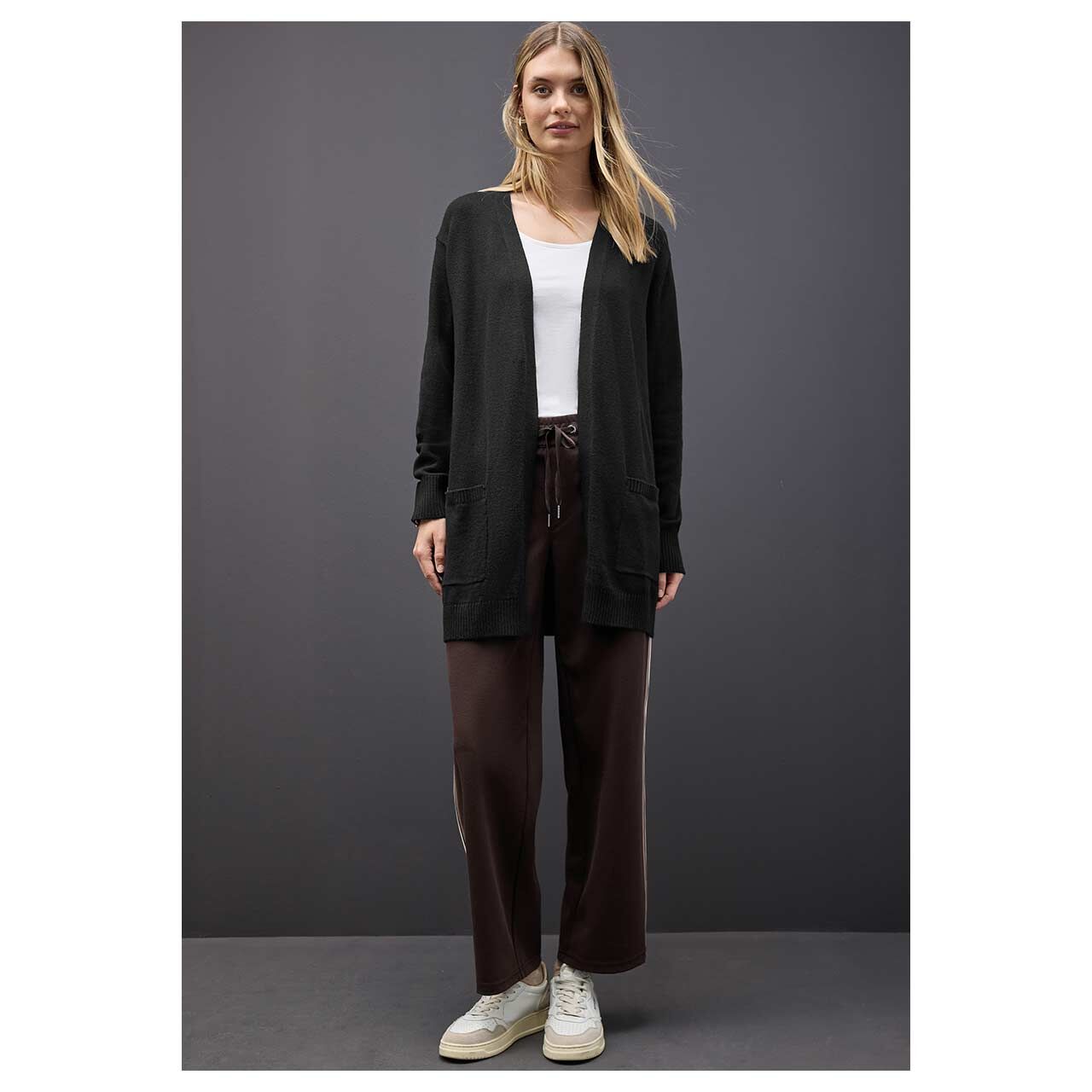 Damen Long Strickjacke Cosy Open Cardigan von Street One in Schwarz, Ganzkörperansicht
