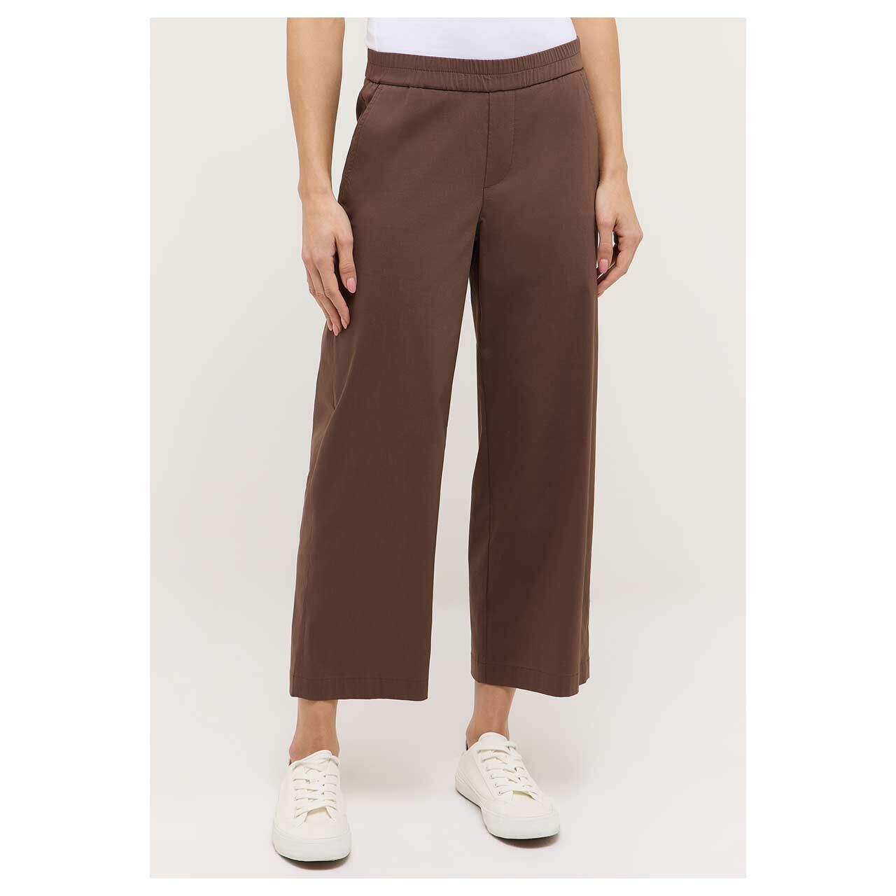 Damen Linn Jump 7/8 Baumwollhose von Angels in Braun, Vorderansicht am Model