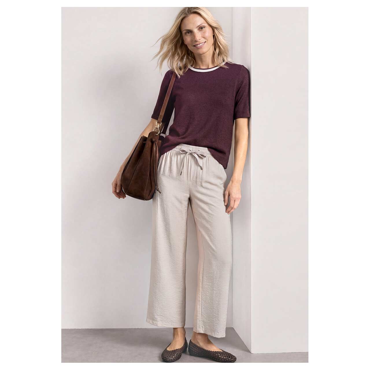 Damen Kurzarm Pullover von Street One in Lila, Ganzkörperansicht am Model