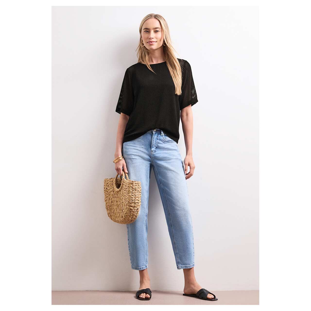 Damen T-Shirt Mesh von Street One in Schwarz, Ganzkörperansicht am Model