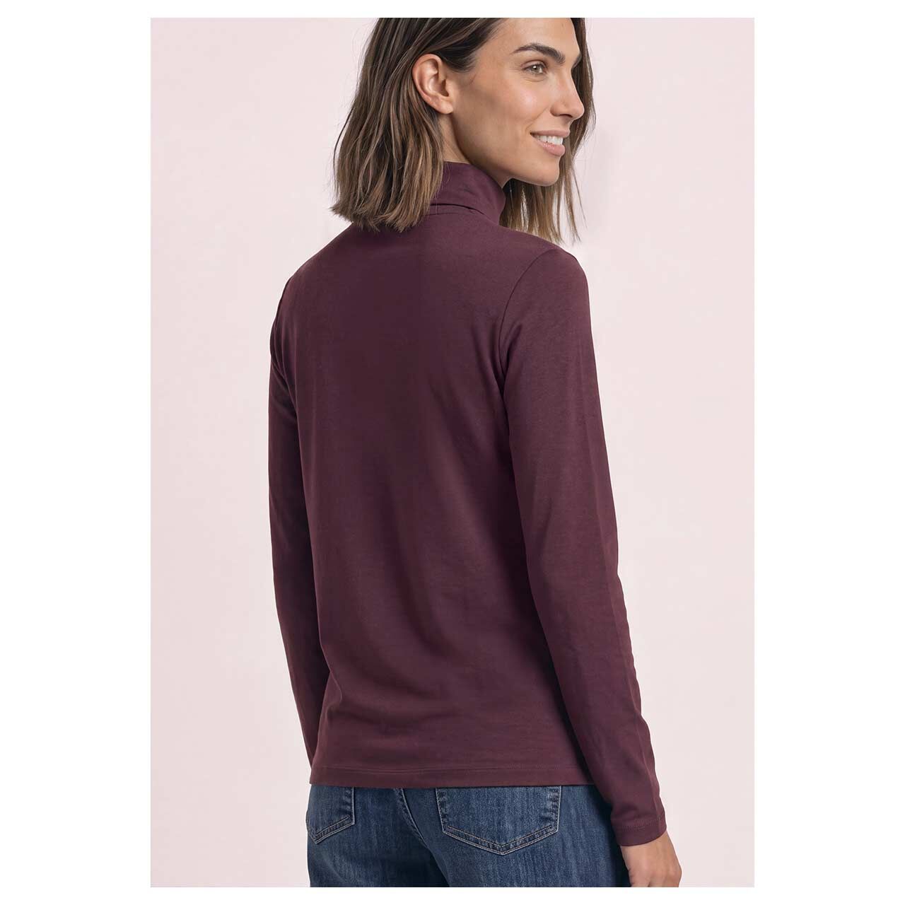 Damen Rollkragen Langarmshirt Feminim Roll Neck von Street One in Lila, Rückansicht am Model