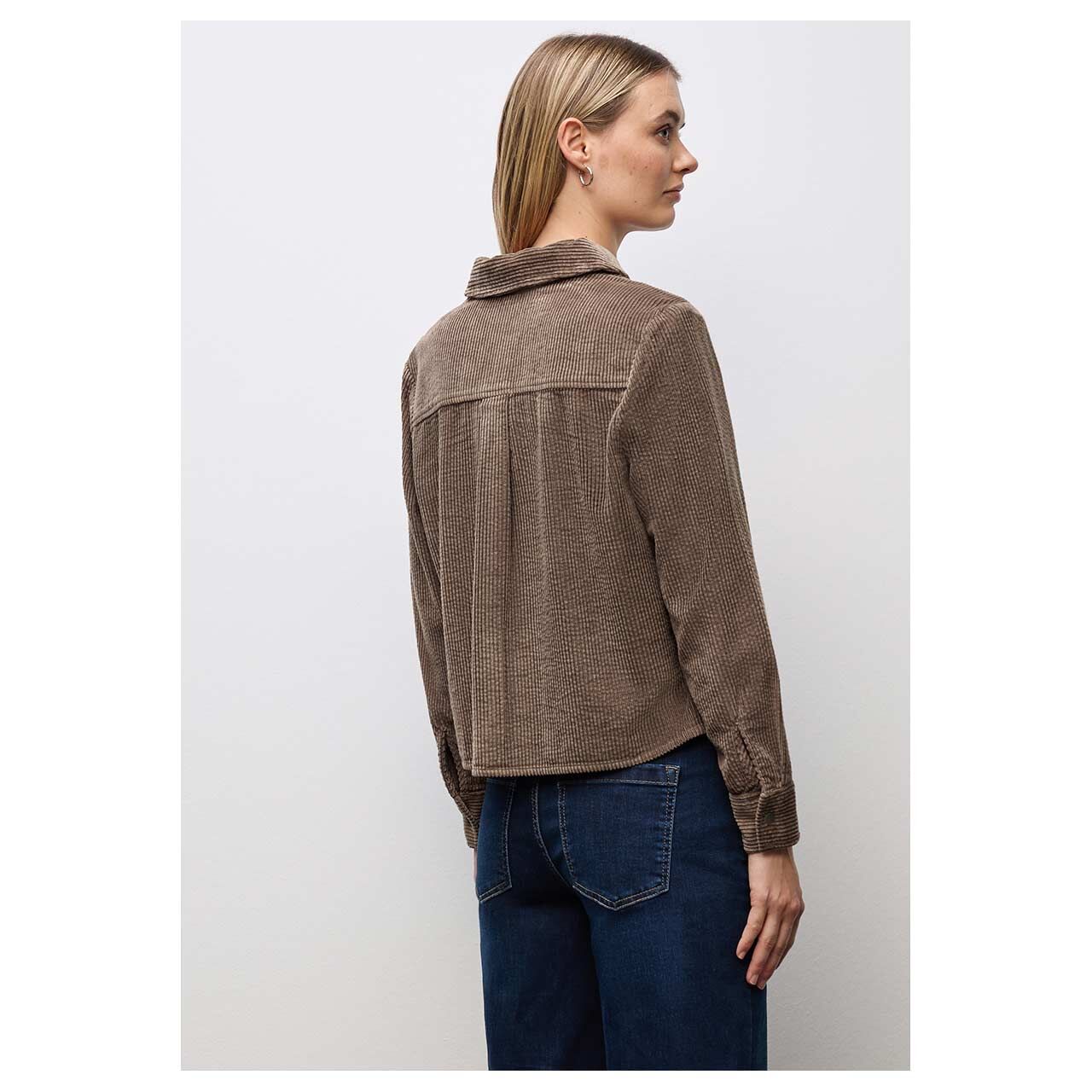 Damen Langarm Cord Bluse Corduroy Shirtcollar von Street One in Braun, Rückansicht am Model