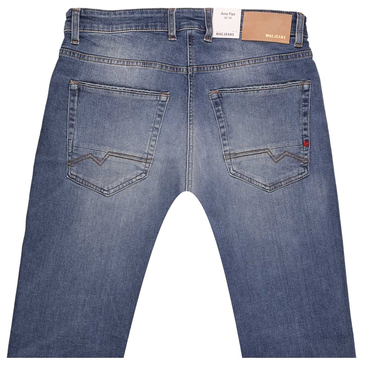 Stretch Herrenjeans Arne Pipe Driver von MAC in Blau angewaschen, detaillierte Rückansicht