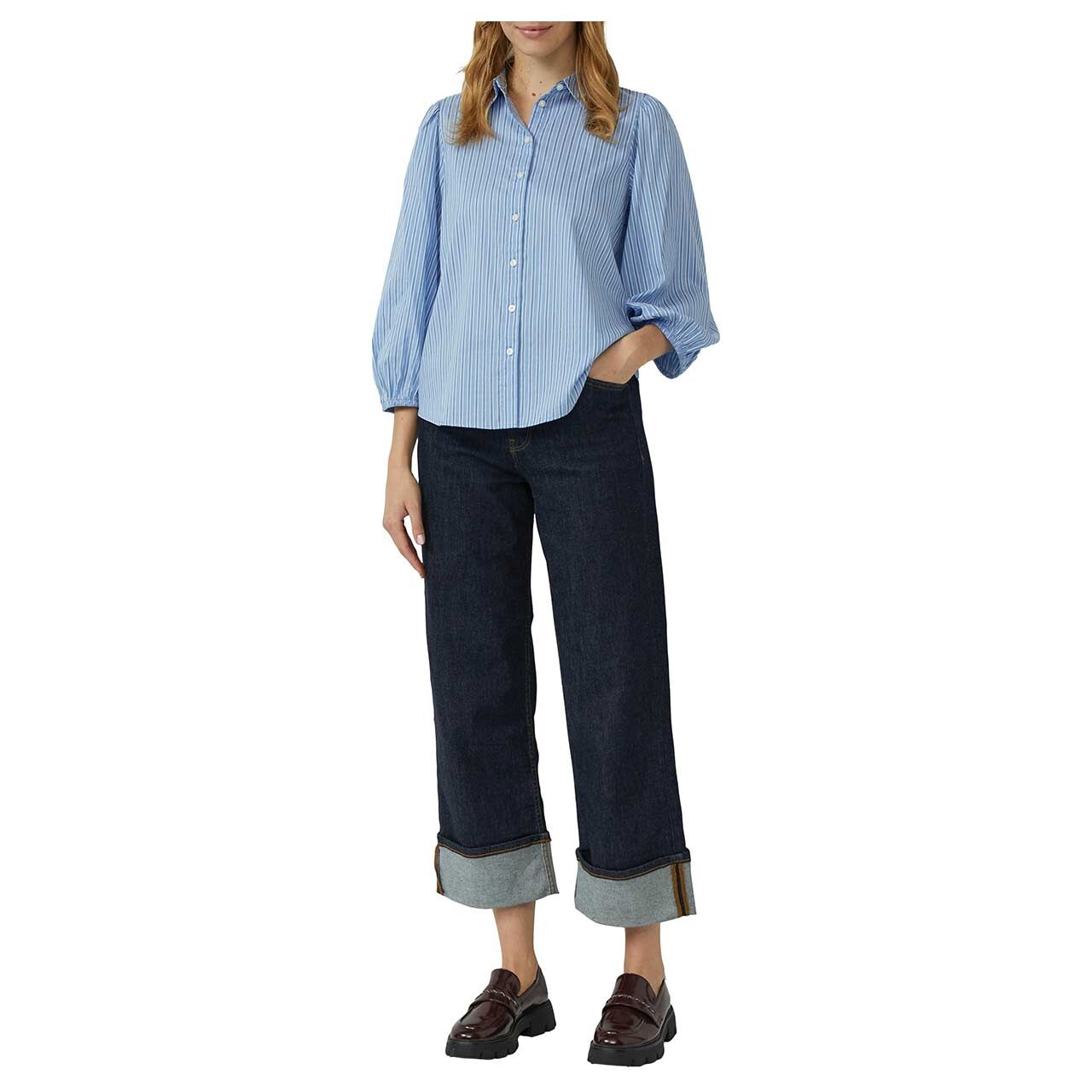 Damen 3/4 Arm Bluse von s.Oliver in Hellblau gestreift, Vorderansicht am Model