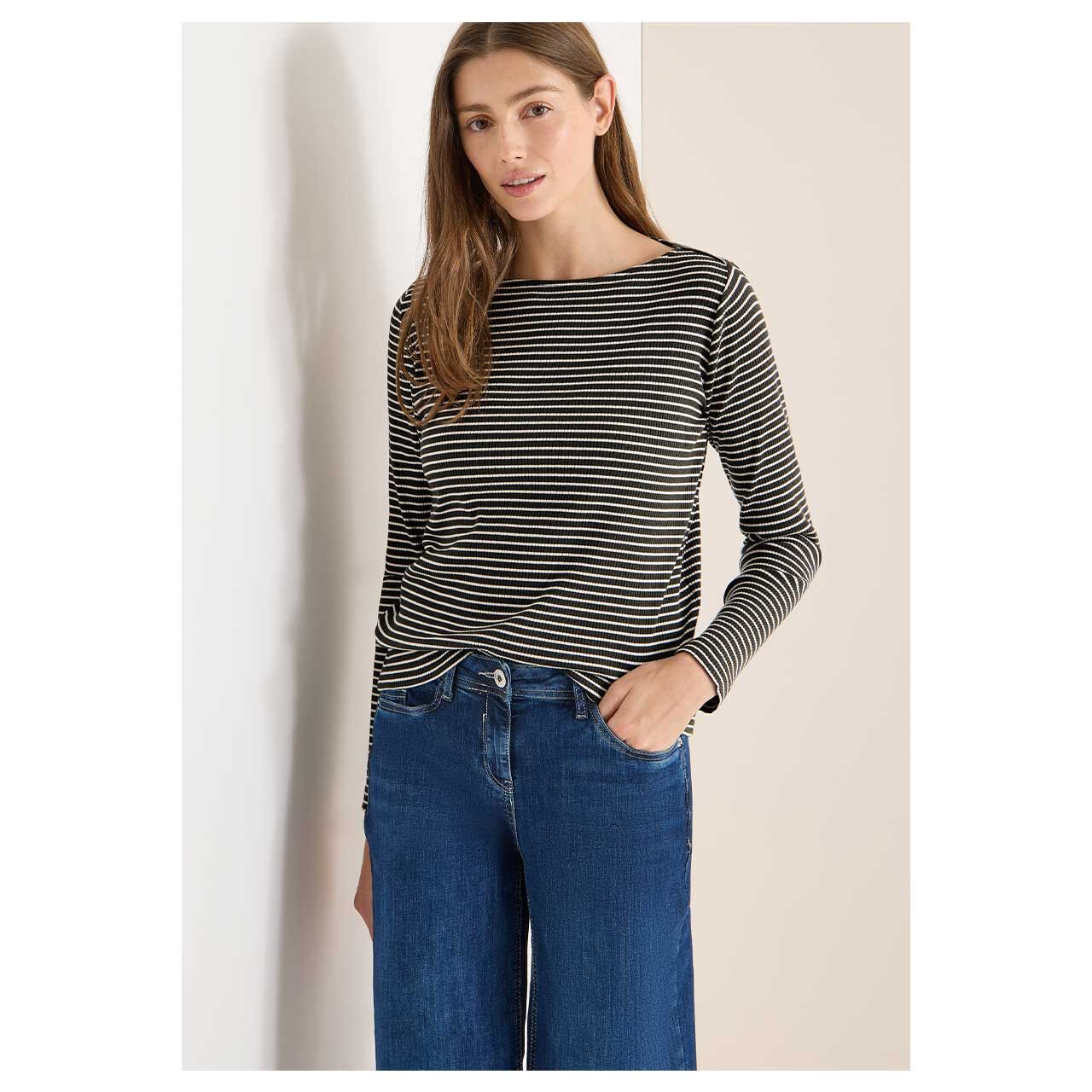 Damen Langarm Shirt Stripe Rib Boatneck von Cecil in Dunkelgrün gestreift, Vorderansicht am Model