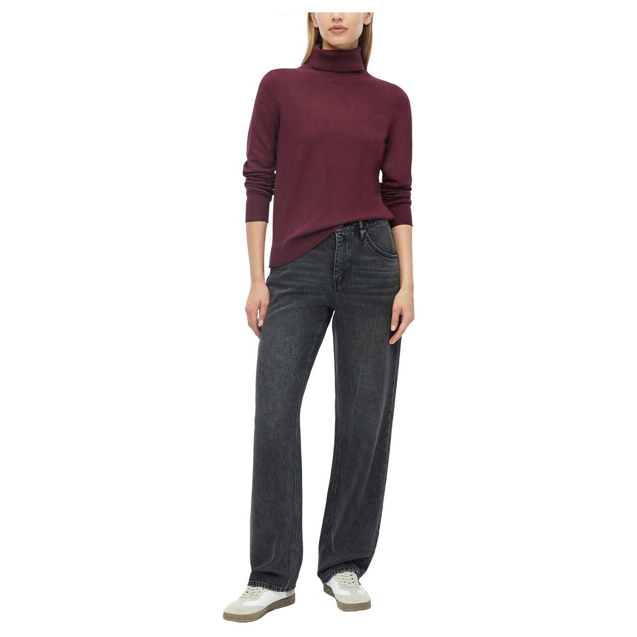 s.Oliver Damen Rollkragen Pullover in Lila, Ganzkörperansicht am Model