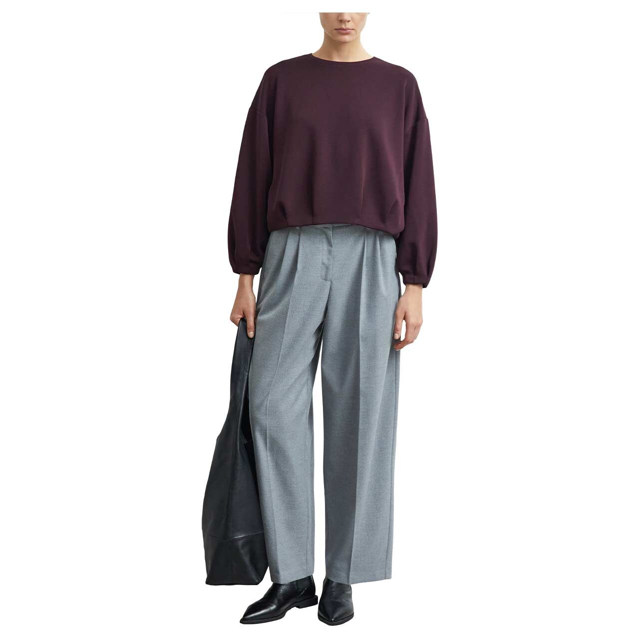 Damen Sweatshirt von Comma in Lila, Ganzkörperansicht am Model