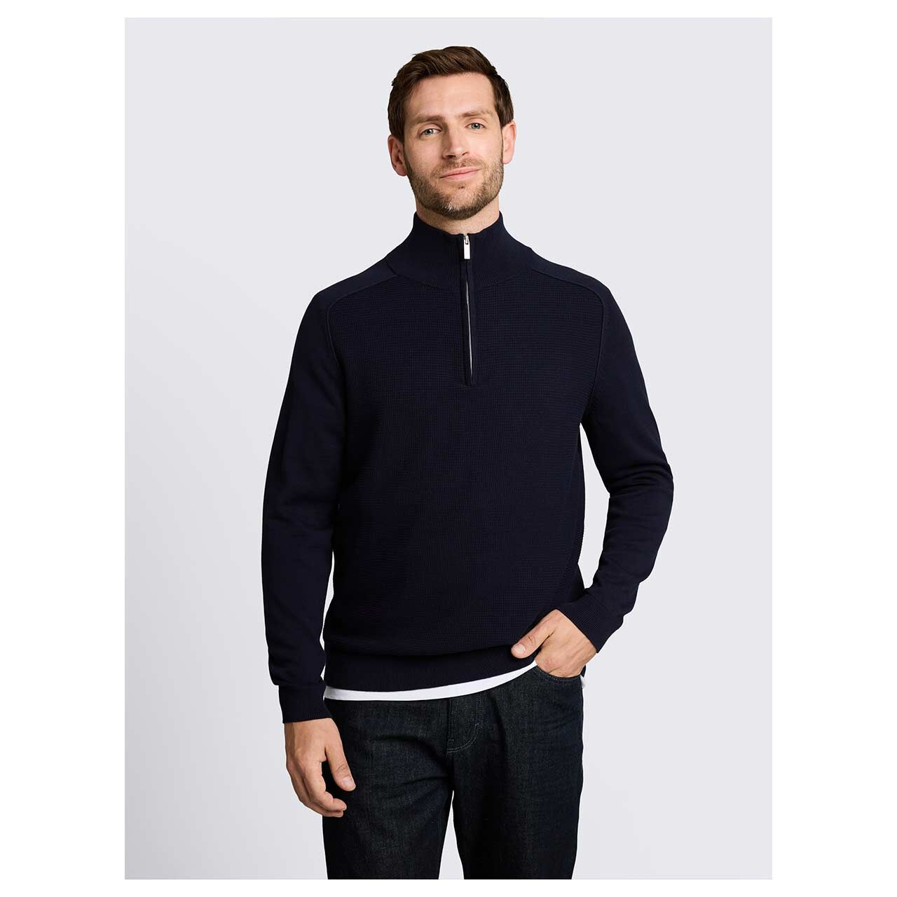 Herren Pullover Basic Knit Troyer von Tom Tailor in Dunkelblau, Vorderansicht am Model