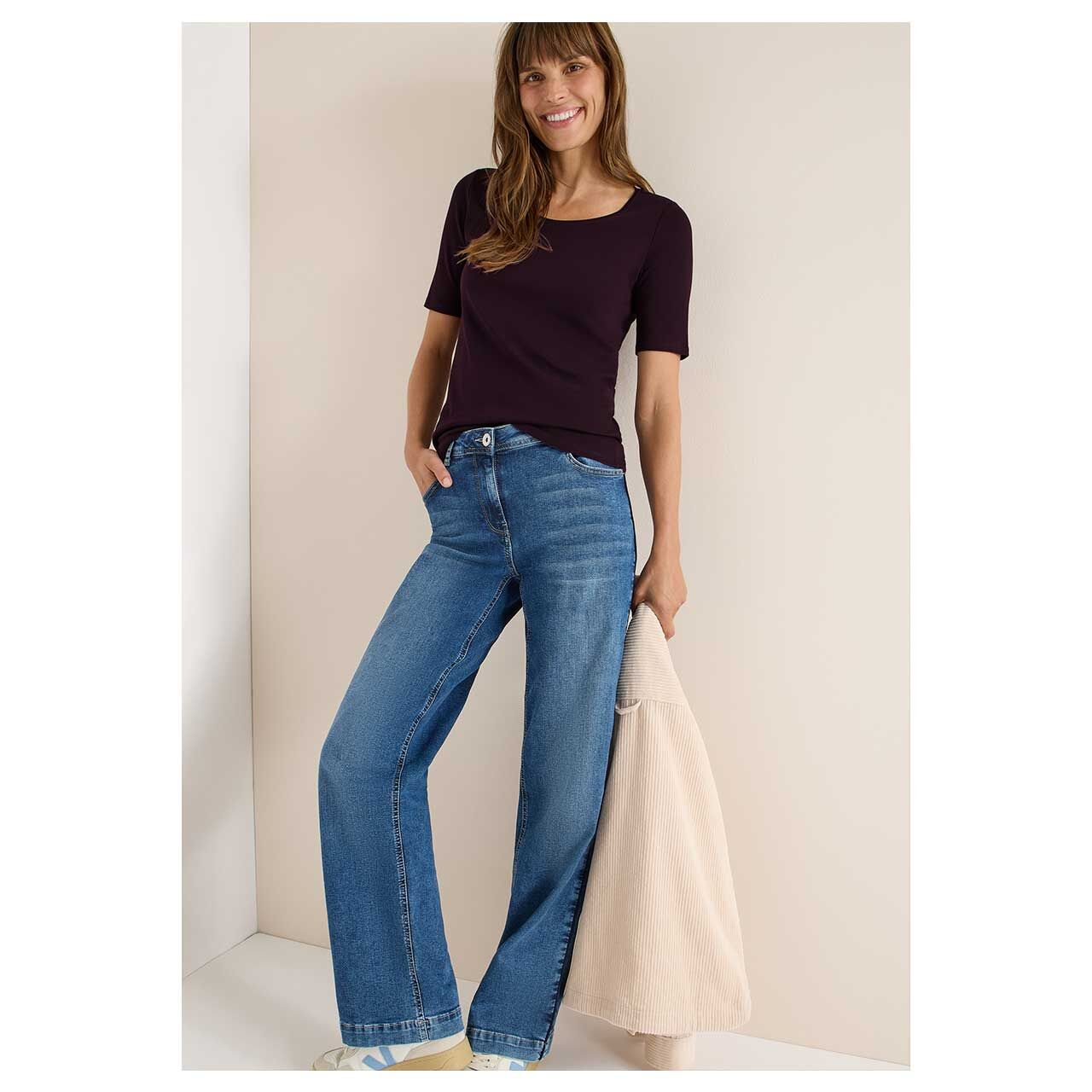Damen T-Shirt Lena von Cecil in Lila, Ganzkörperansicht am Model