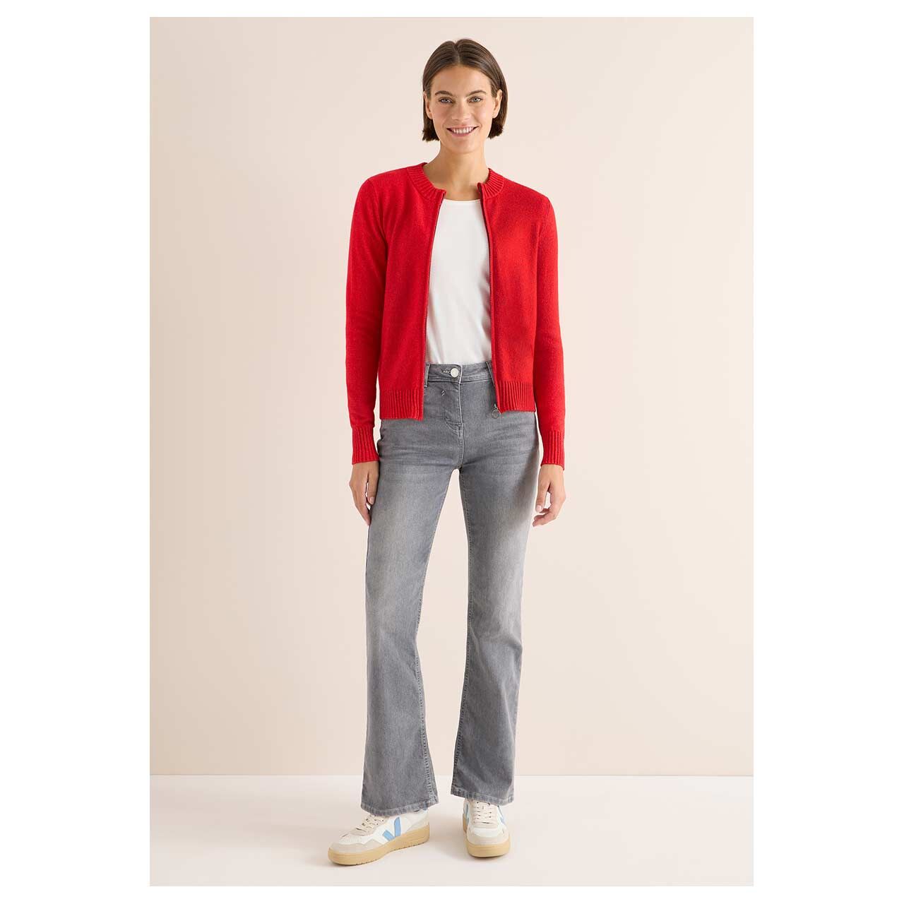 Damen Strickjacke Cosy Zipper Cardigan von Cecil in Rot meliert, Ganzkörperansicht am Model