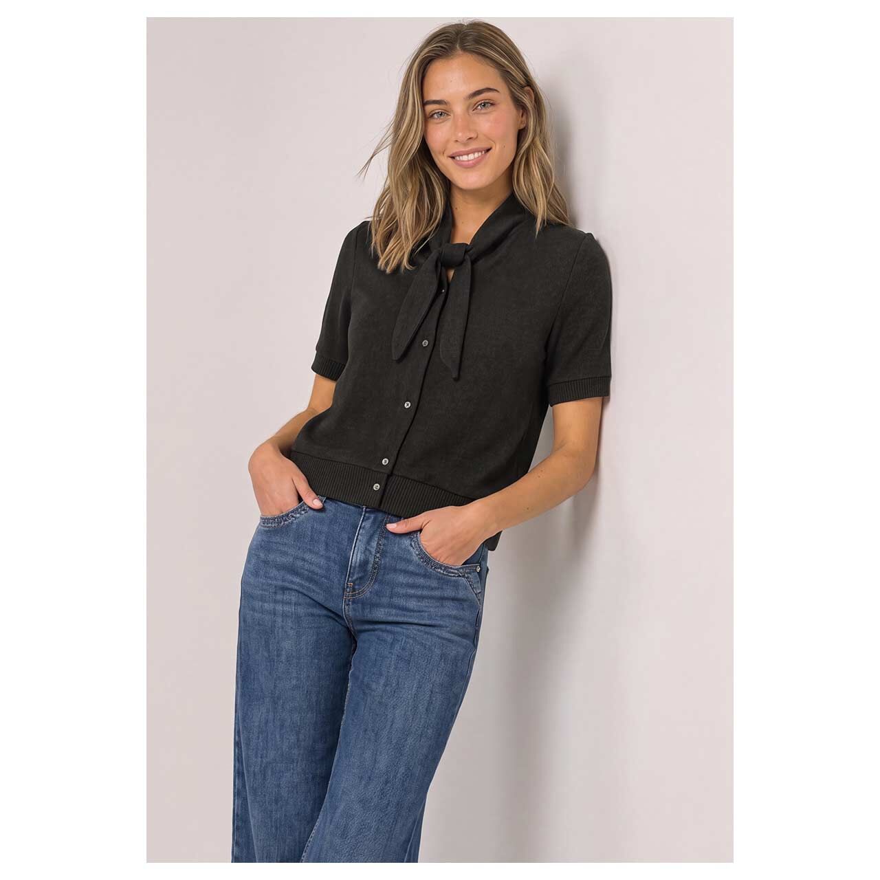 Damen Kurzarm Strickjacke Short Shawl Collar von Street One in Dunkelbraun meliert, Vorderansicht am Model
