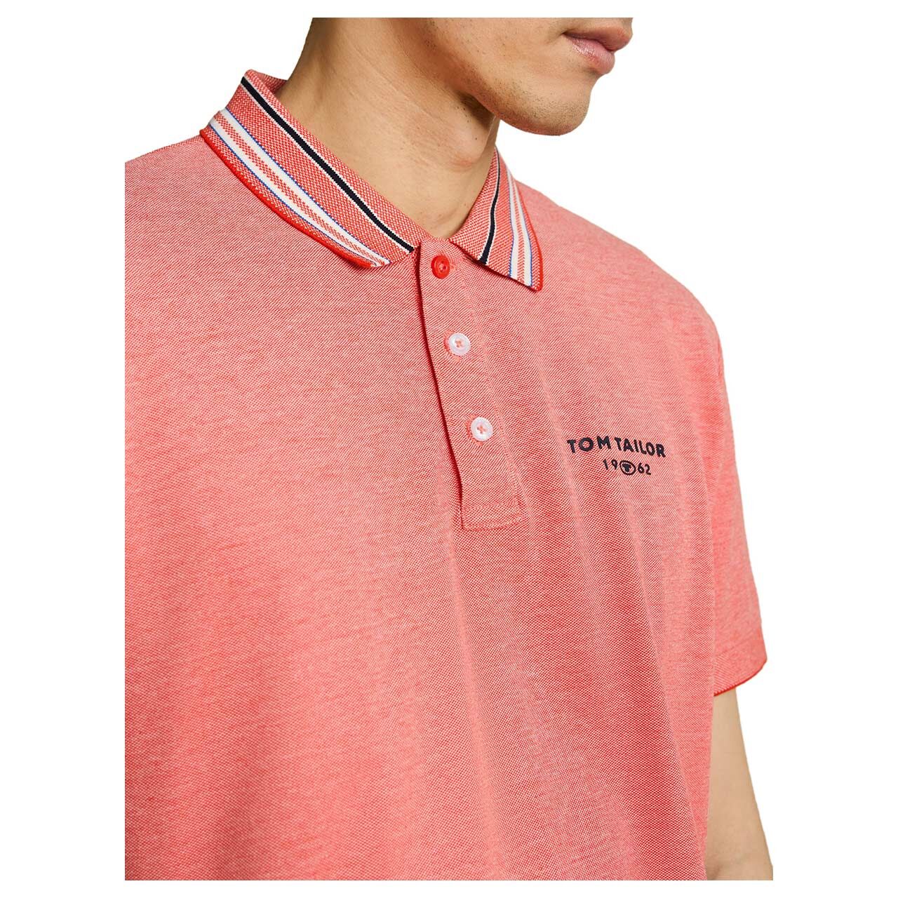 Herren Poloshirt von Tom Tailor in Orange-Rot meliert, detaillierte Vorderansicht am Model