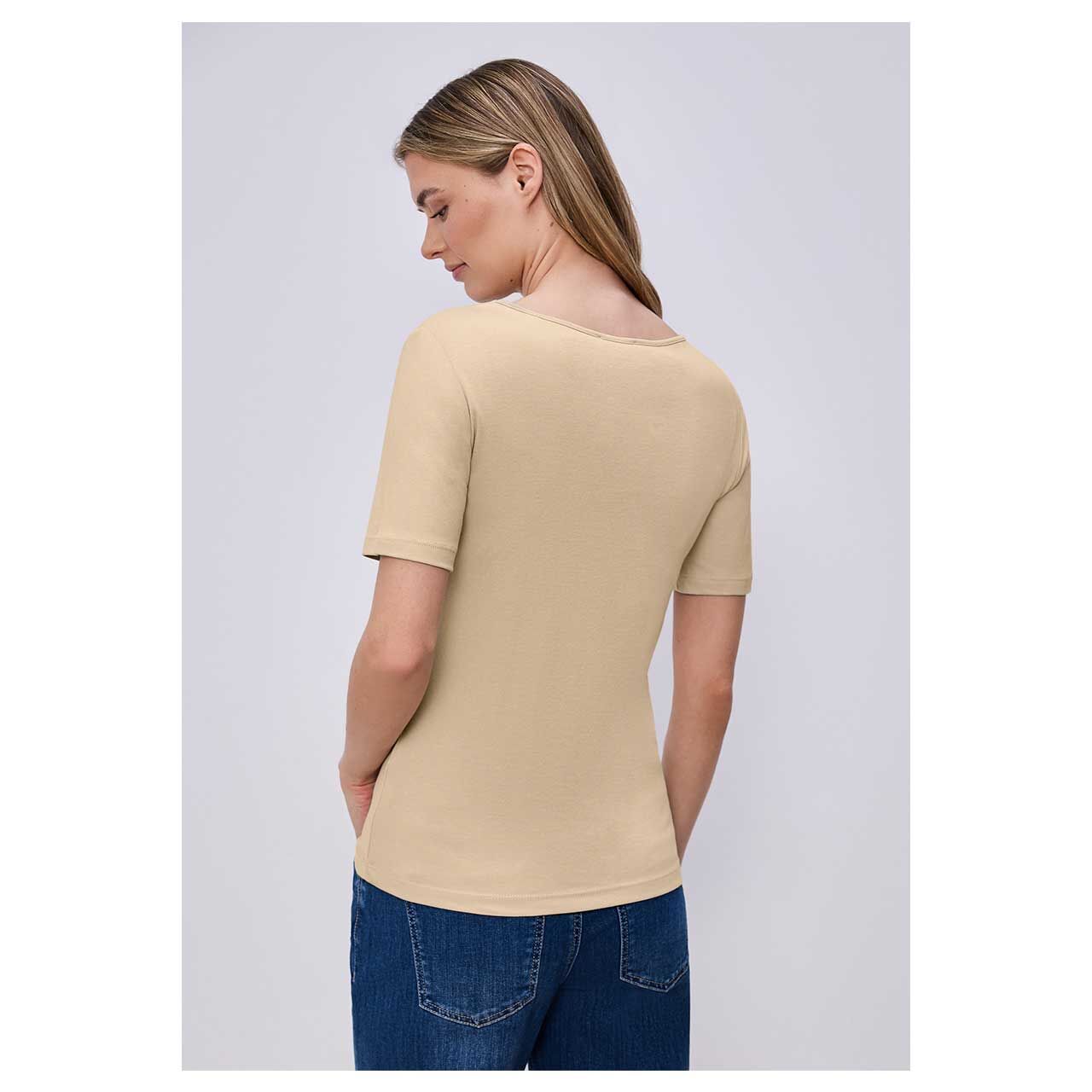 Damen T-Shirt Ada von Street One in Beige, Rückansicht am Model
