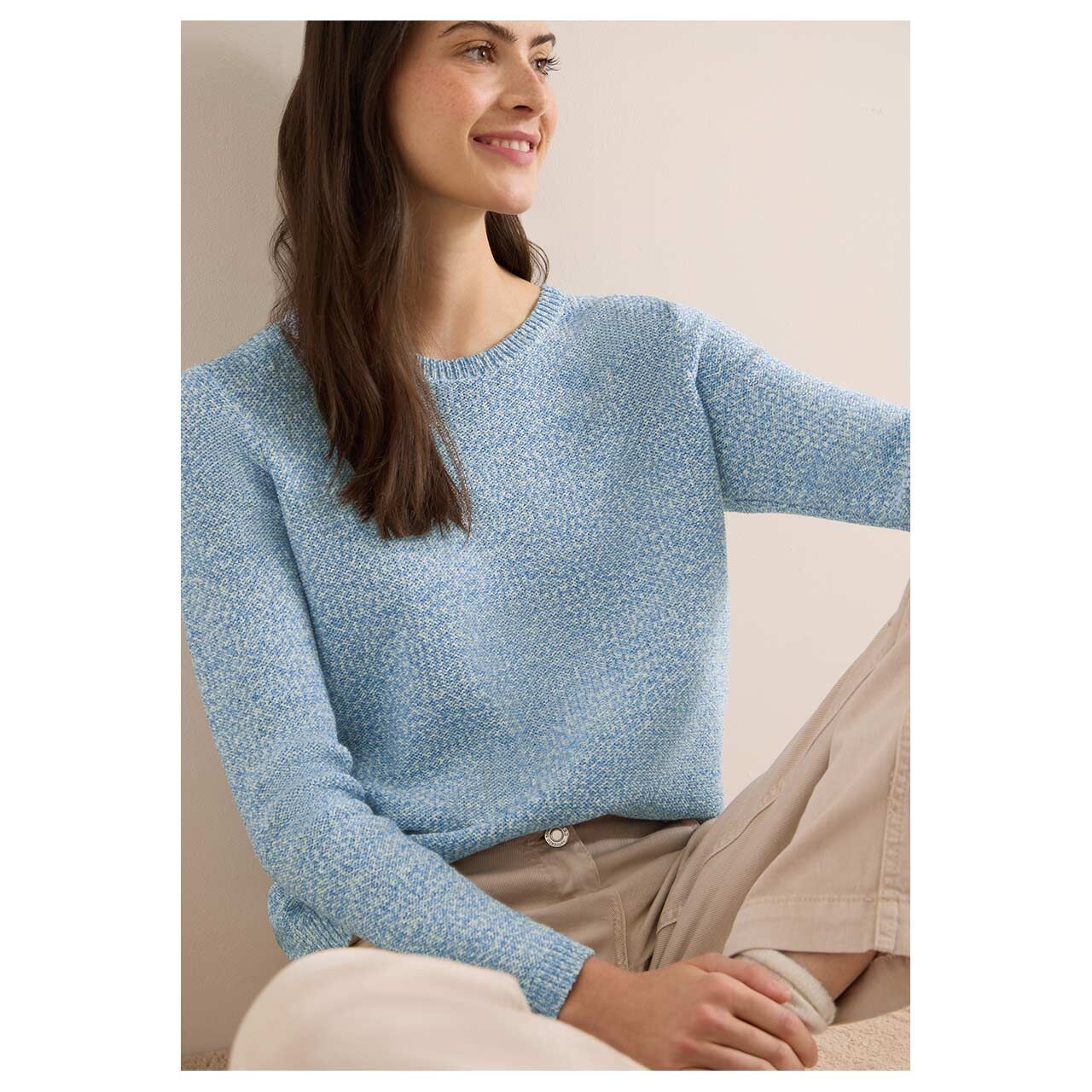 Damen Pullover Space Dye Tape von Cecil in Blau meliert, detaillierte Vorderansicht am Model