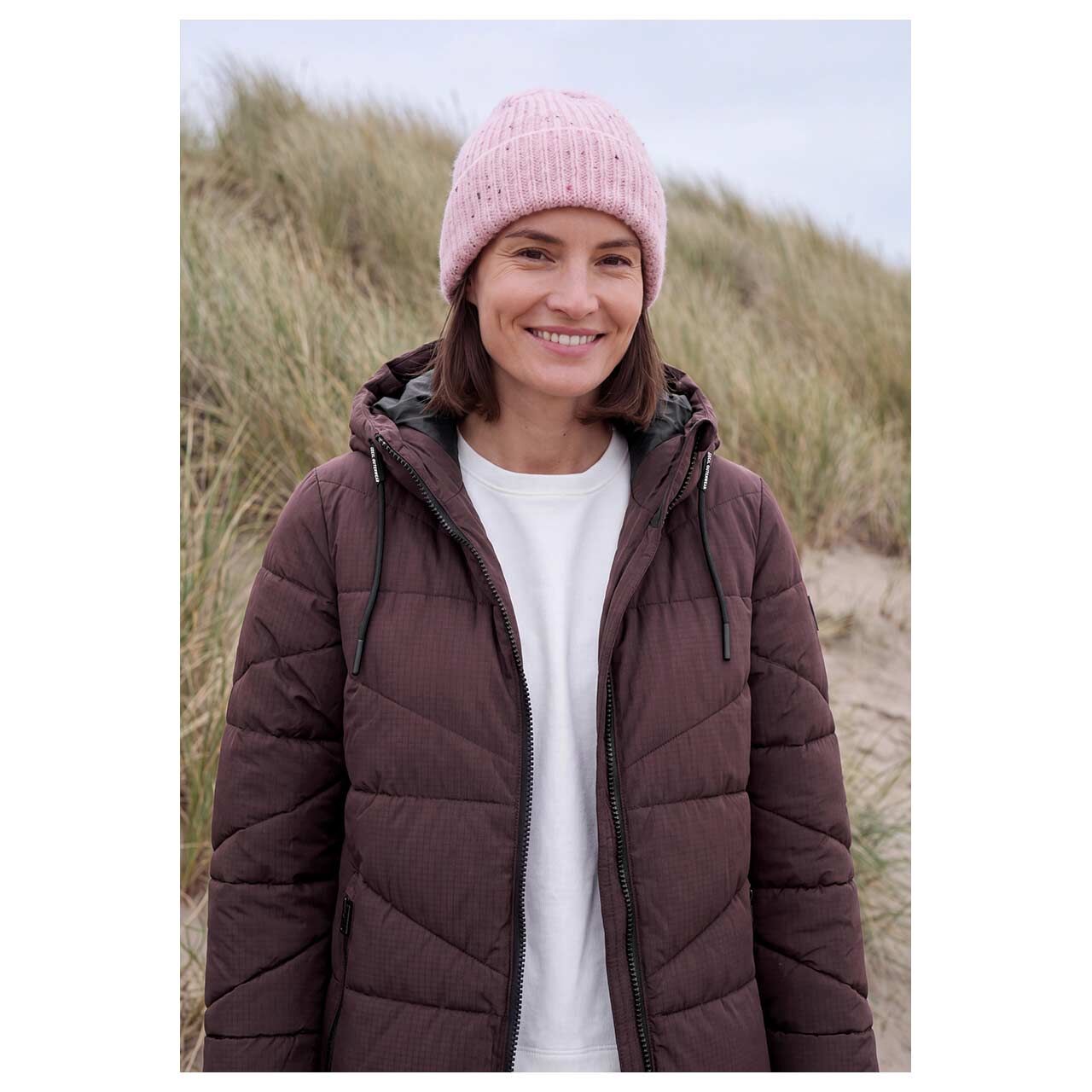 Damen Mantel Long Quilted von Cecil in Weinrot, Vorderansicht am Model
