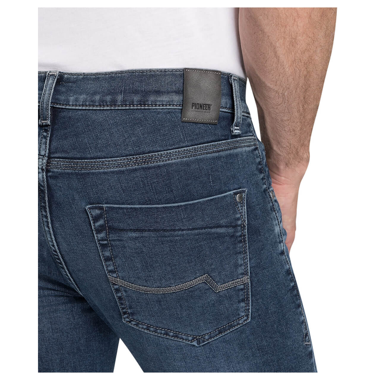 Pioneer Eric Jeans Megaflex blue used thermo denim Pioneer Eric Jeans Megaflex blue used thermo denim