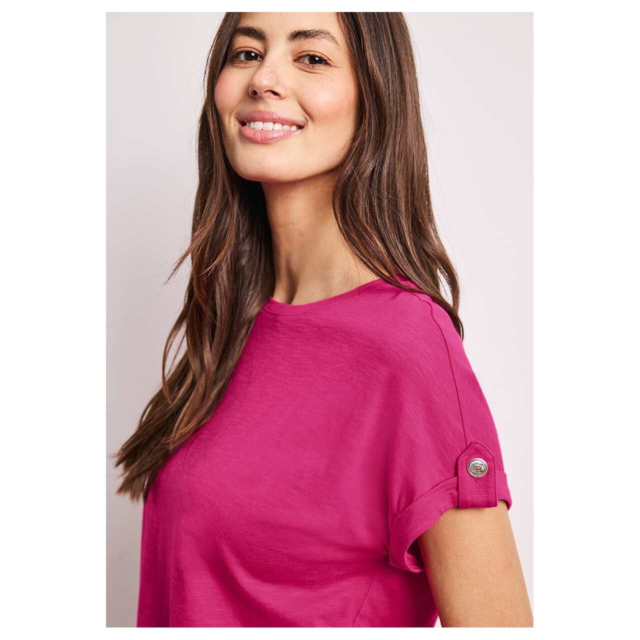Damen T-Shirt Basic Deco Buttons von Street One in Pink meliert, detaillierte Vorderansicht am Model