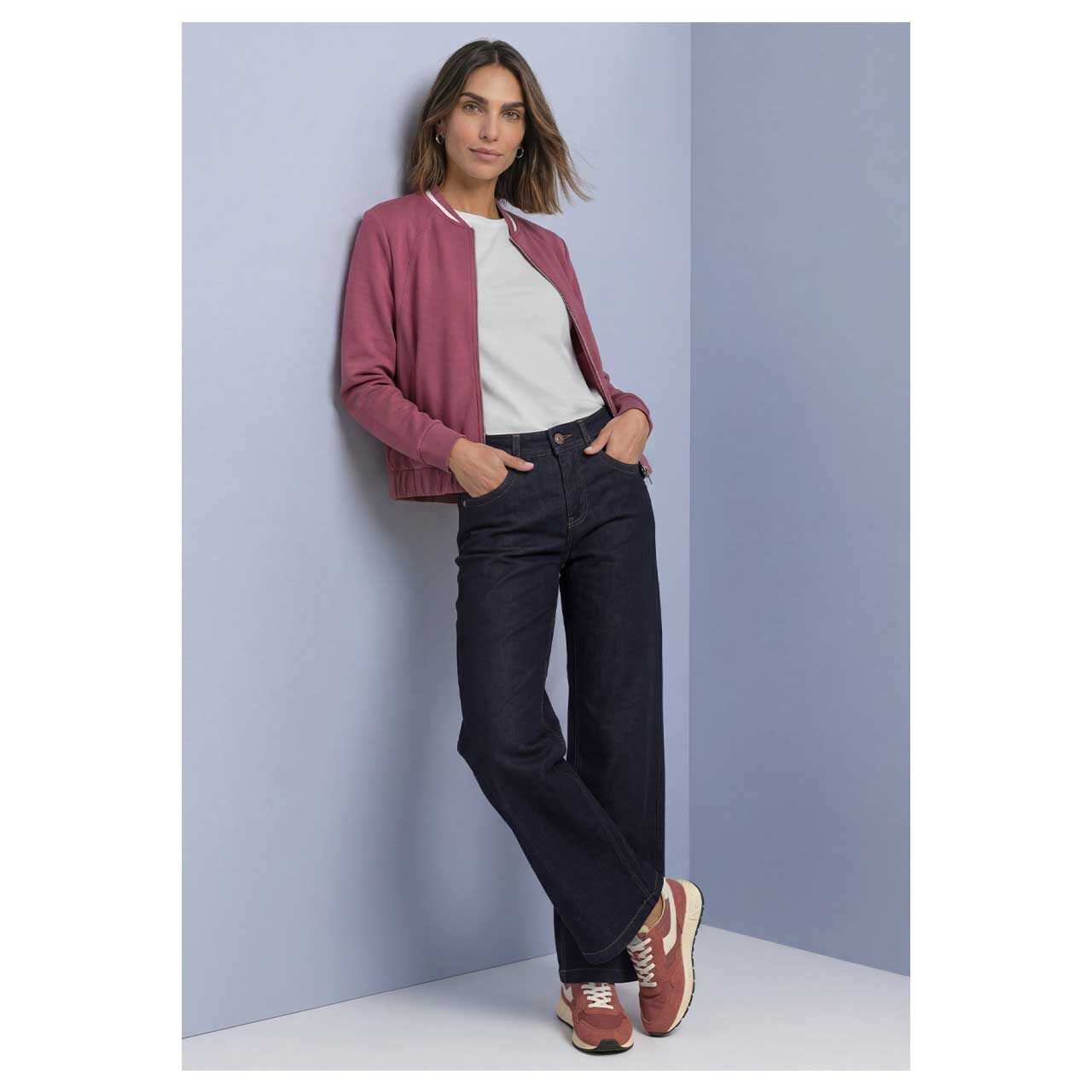 Street One Damen Jacke Silk Look Jacket in Altrosa, Ganzkörperansicht am Model