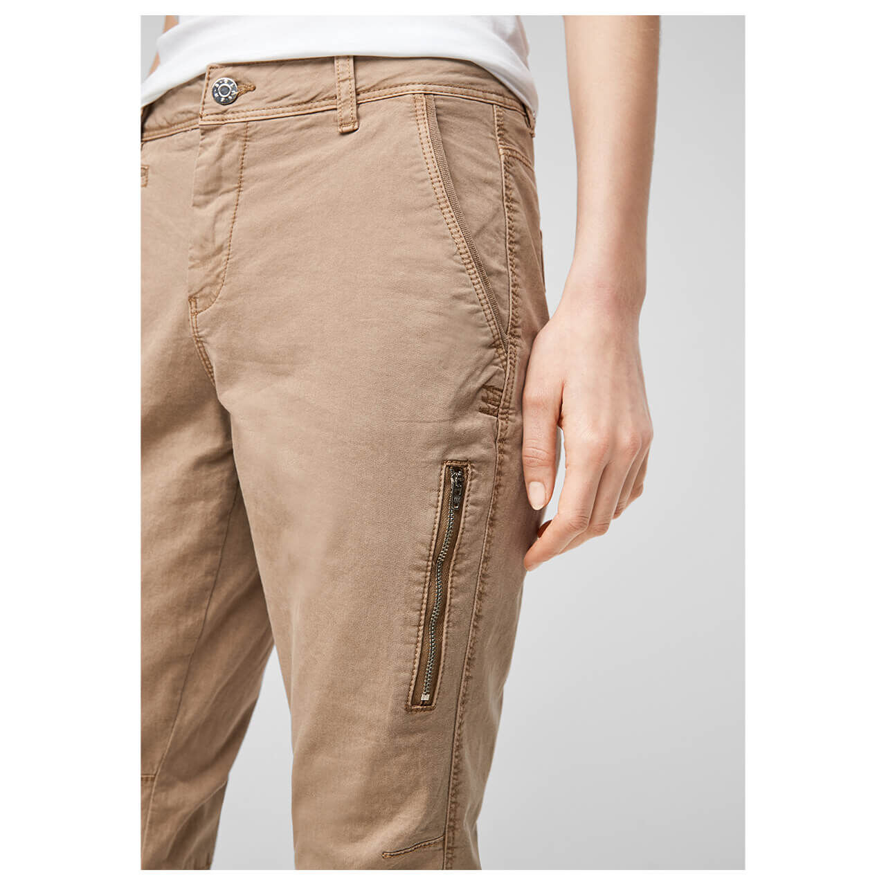 s. Oliver Baumwollhose für Damen in Beige, FarbNr.: 8224
