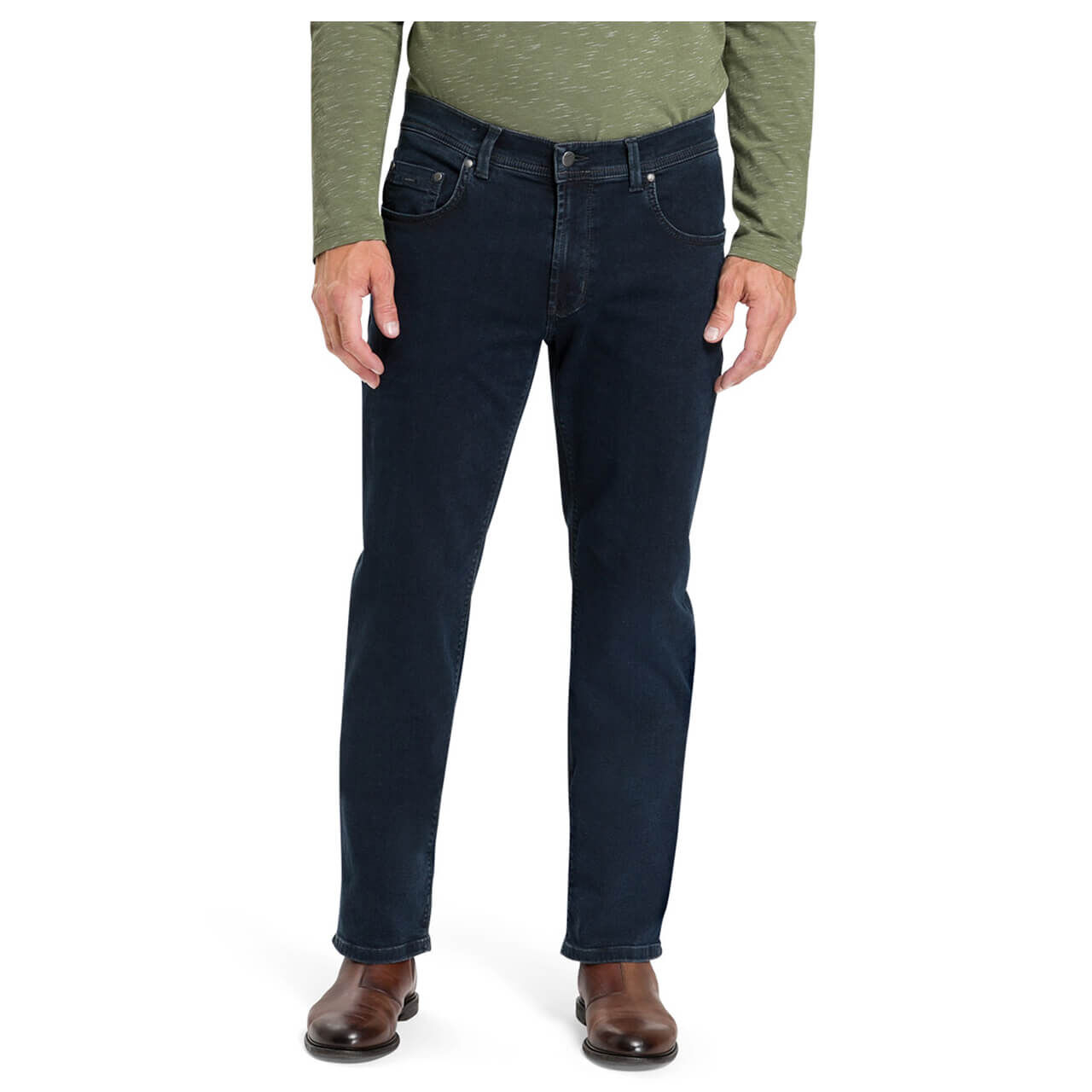 Stretch Herrenjeans Rando Megaflex in Dunkelblau von Pioneer, Nahaufnahme Model Vorderansicht