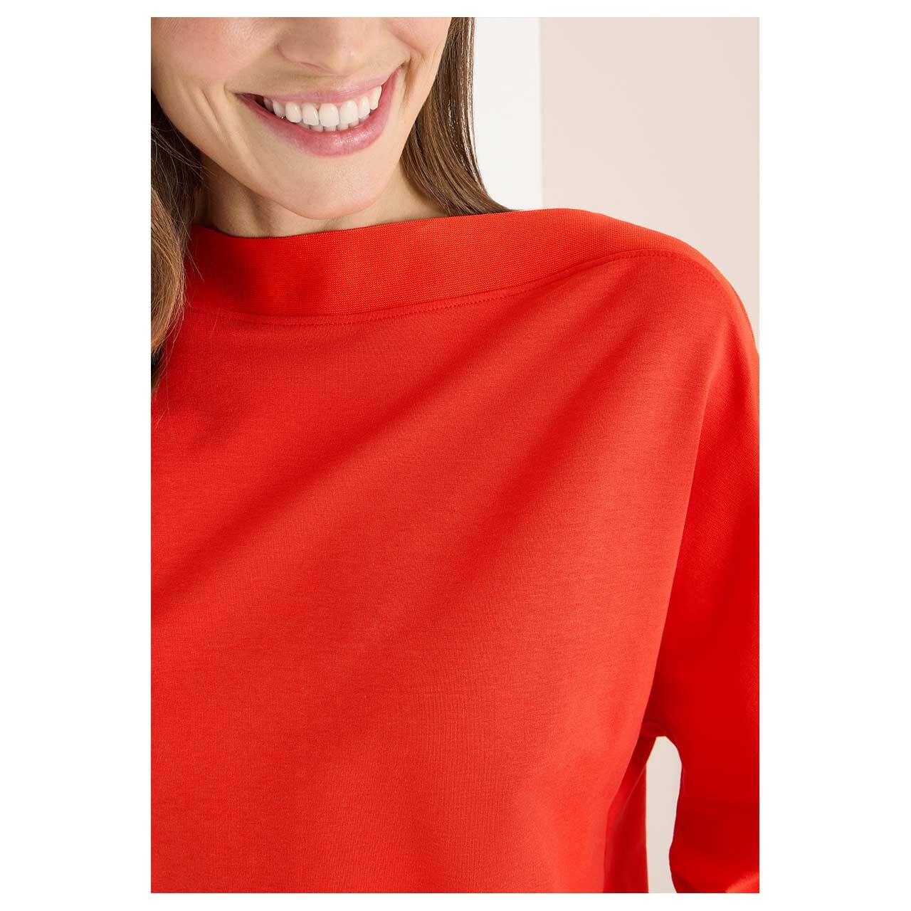 Damen 3/4 Arm Shirt Batwing von Cecil in Orange-Rot, Detailansicht vorne am Model
